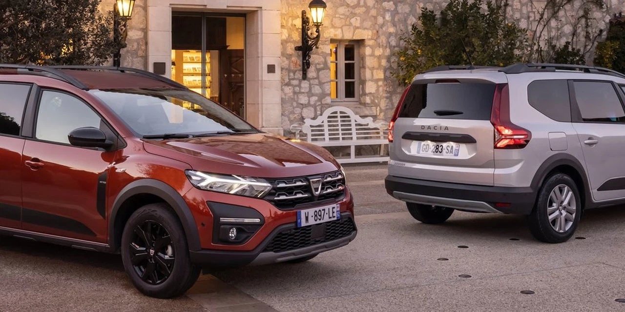 DACIA JOGGER Slider Grande#1