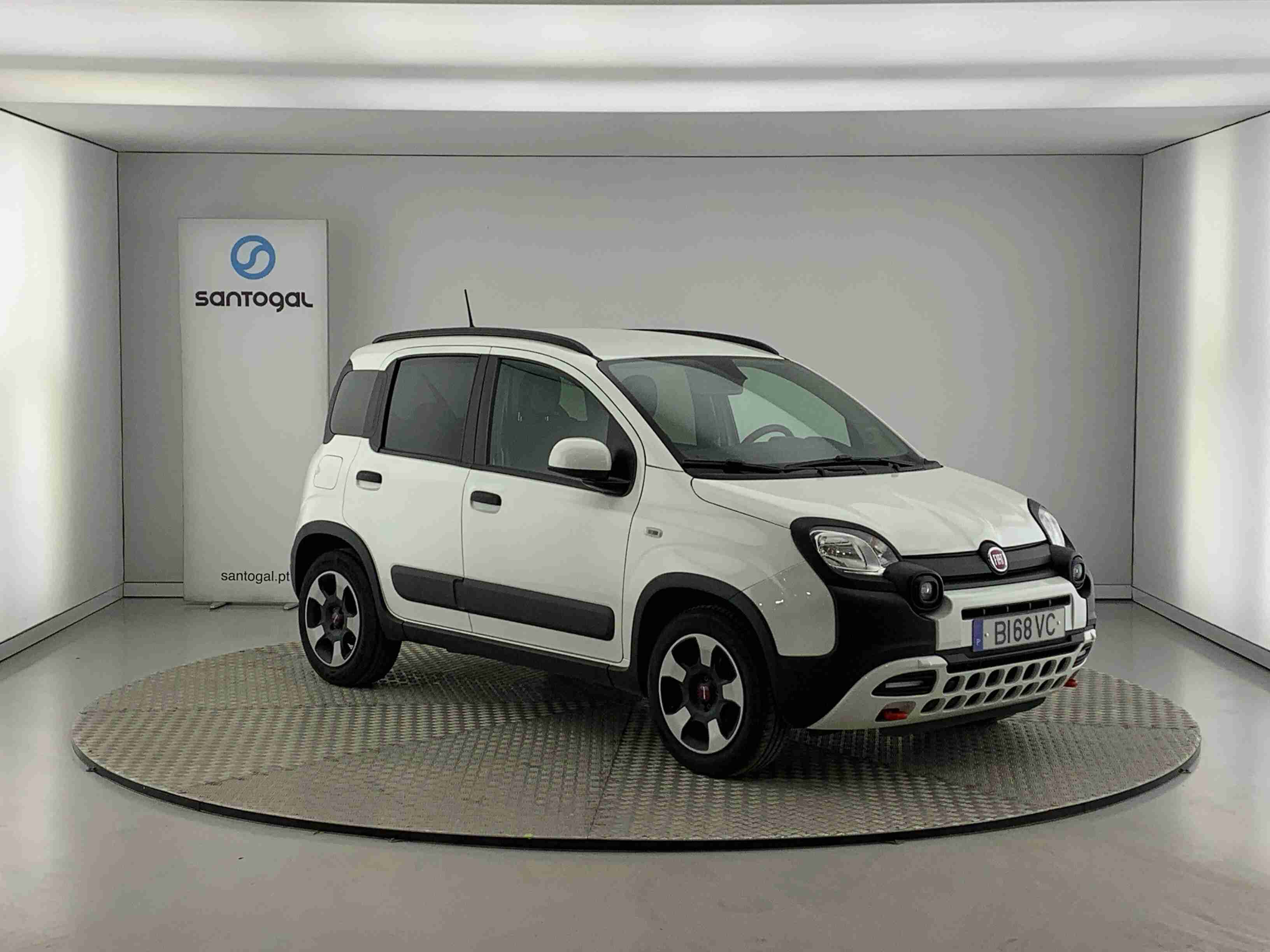 4hw1vFPLc_INTERIOR_EXTERIOR