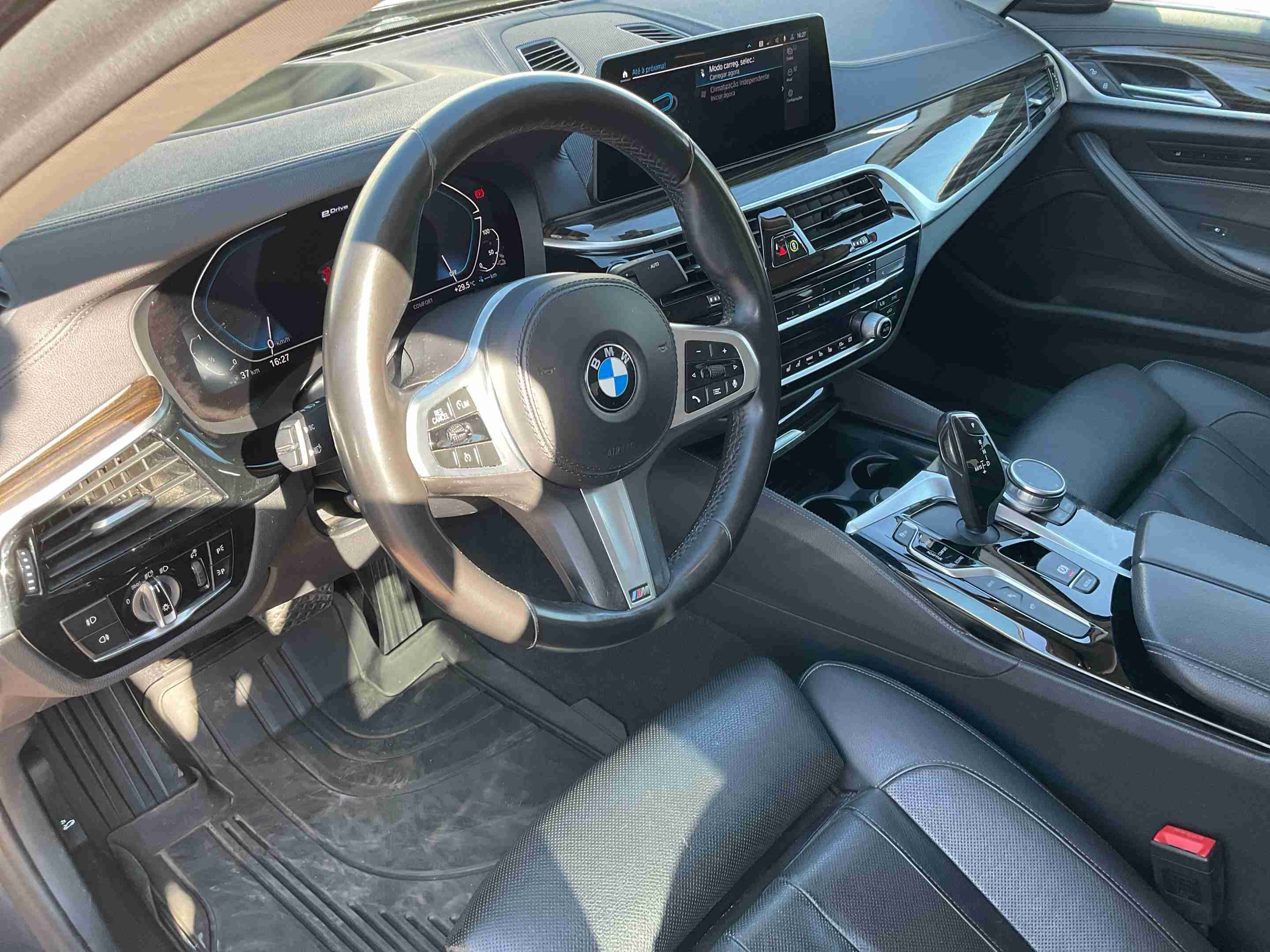 BMW Série 5 530 e iPerformance Pack M — fotografia 7