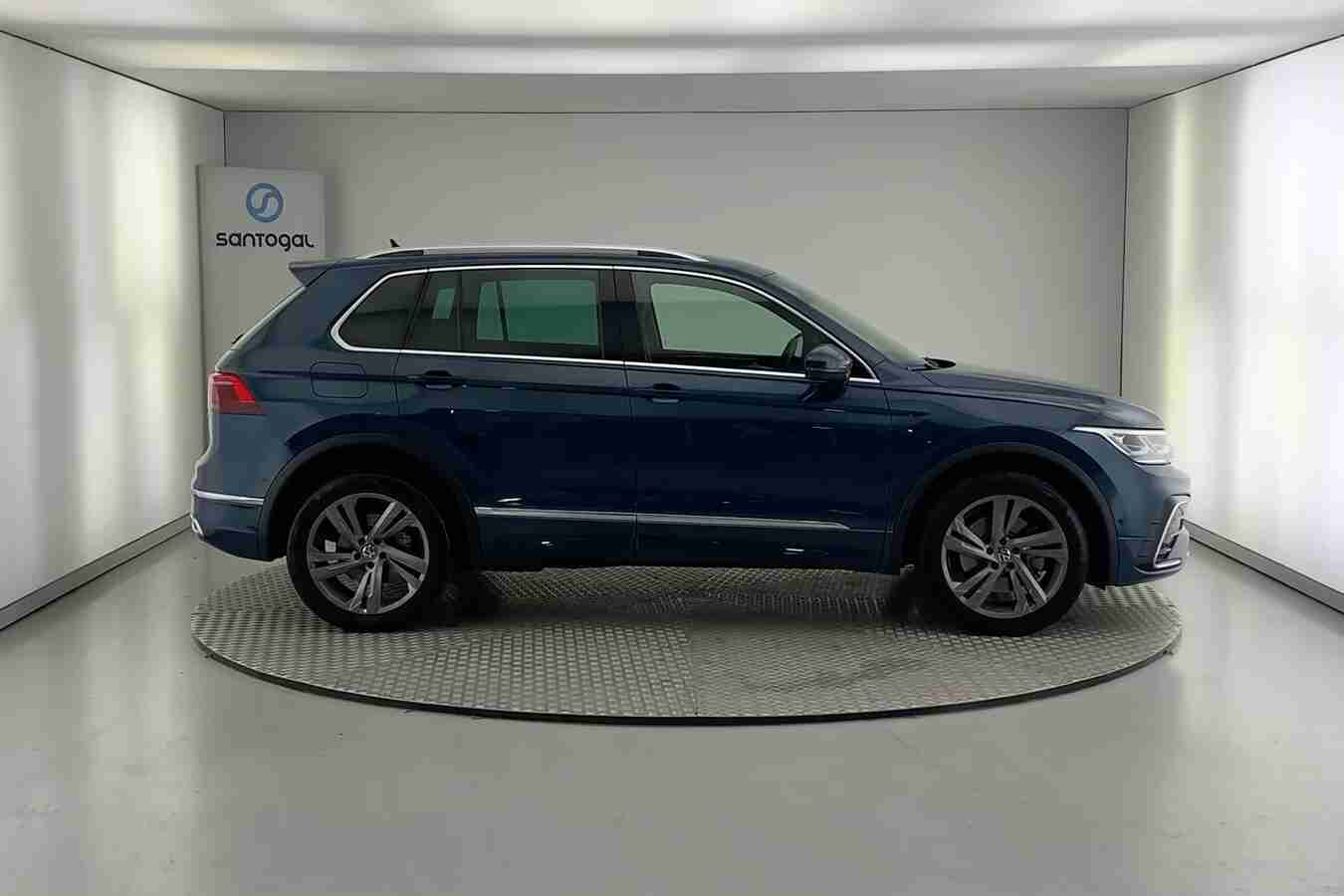 VOLKSWAGEN - Tiguan - Tiguan 1.4 TSI eHybrid R-Line DSG — photo 3