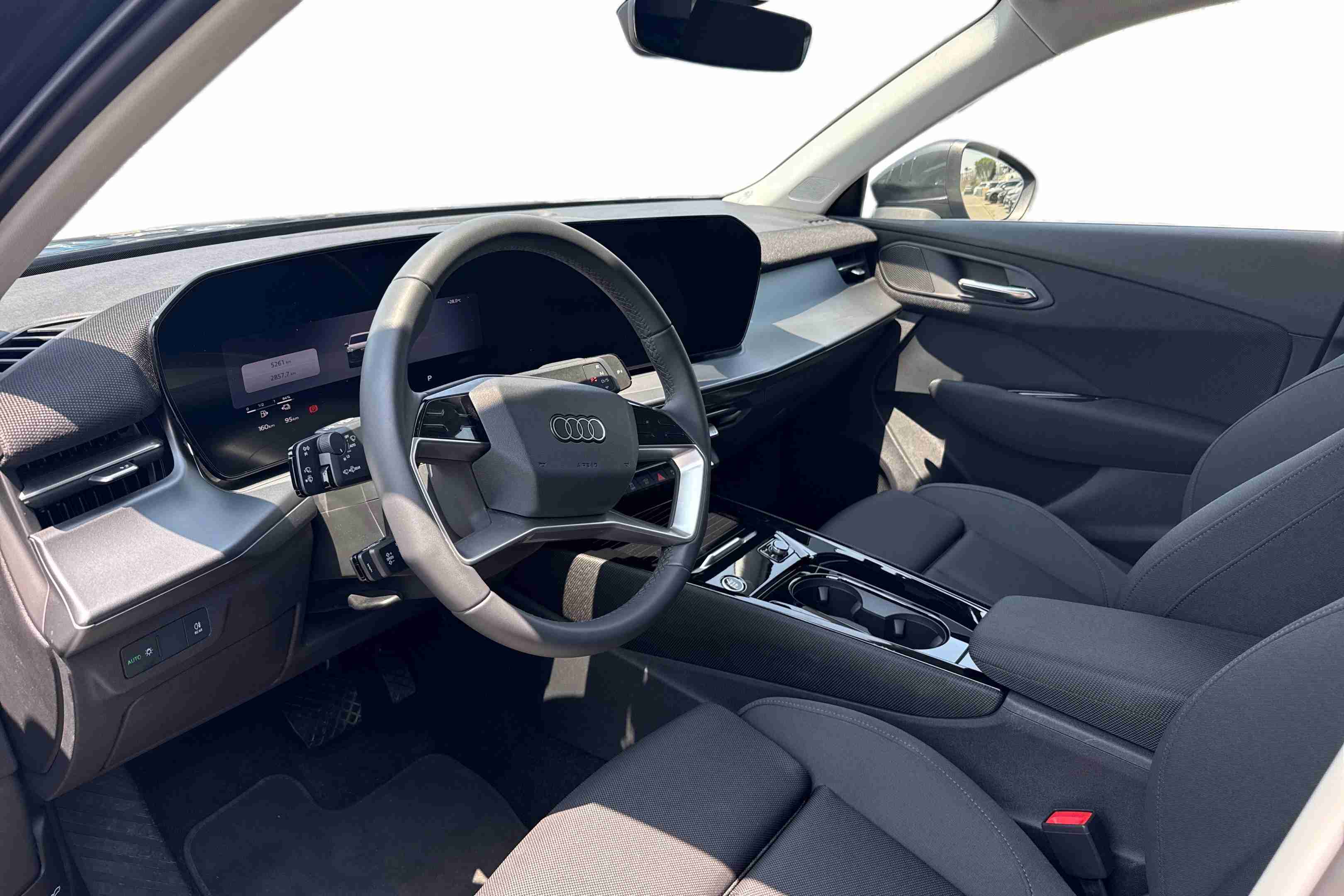 Audi Q3 Q3 e-hybrid S tronic — fotografia 7