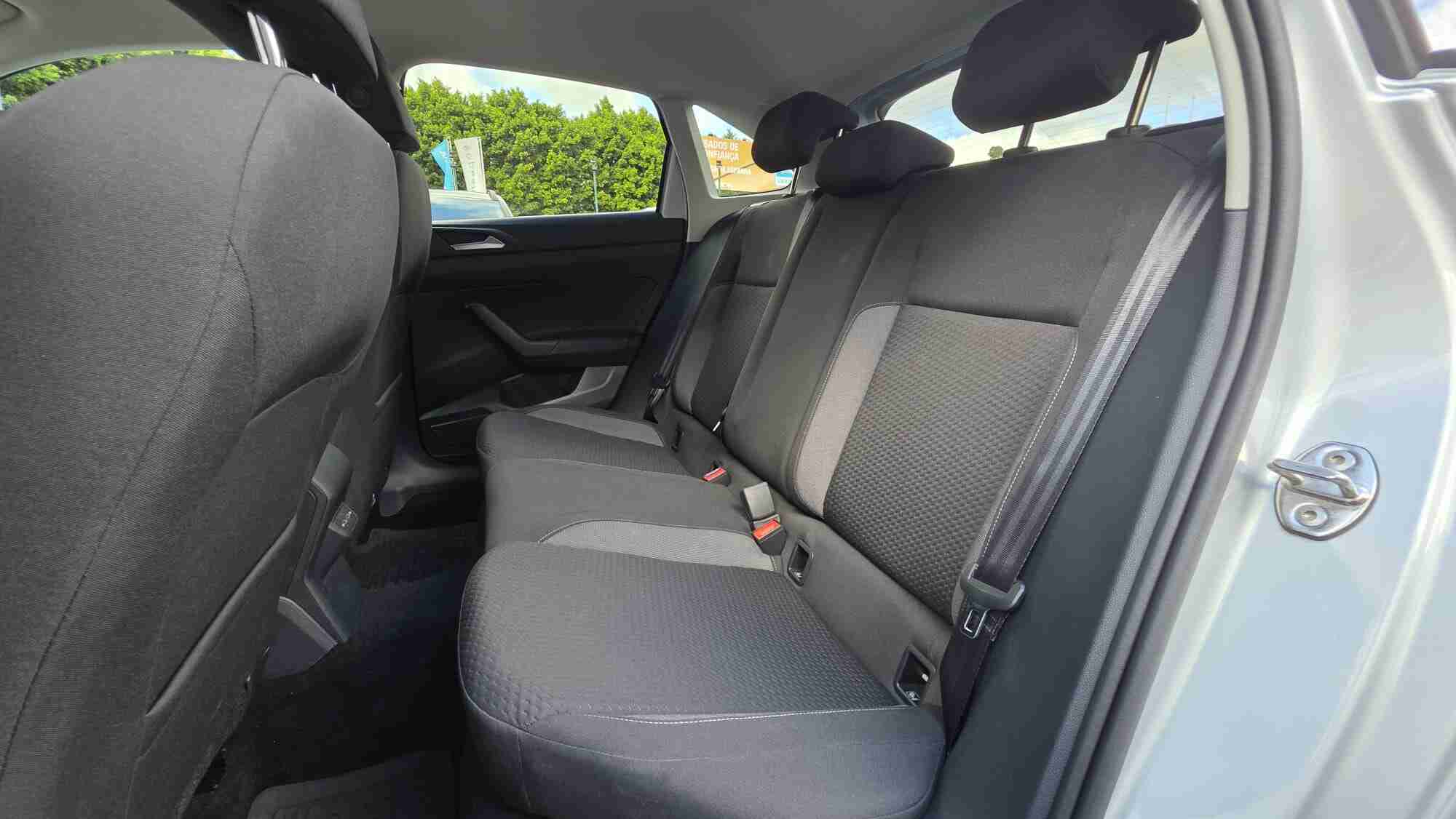 Volkswagen Taigo Taigo 1.0 TSI Urban — fotografia 10