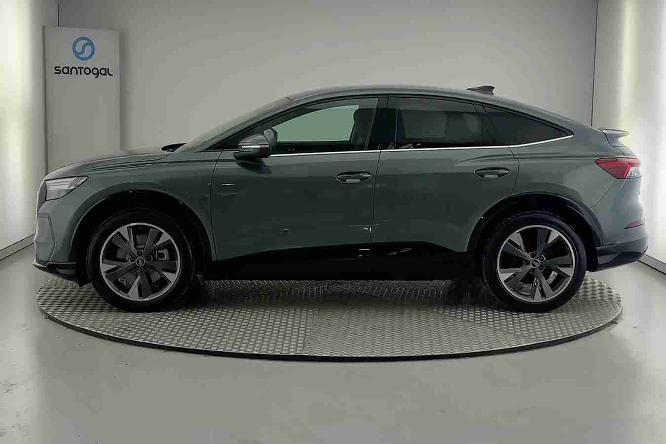 Audi Q4 Q4 SB 82 kWh Performance — fotografia 6