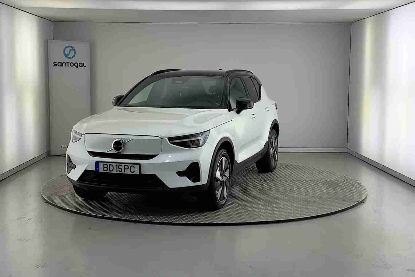 Volvo XC 40 XC40 Recharge Extended Range Plus — fotografia 14
