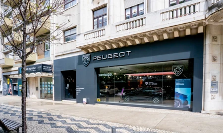 Santogal Peugeot Lisboa Avenida Republica Stand 1 (1)