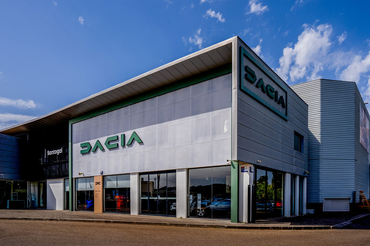 Santogal Dacia Loures Stand 1