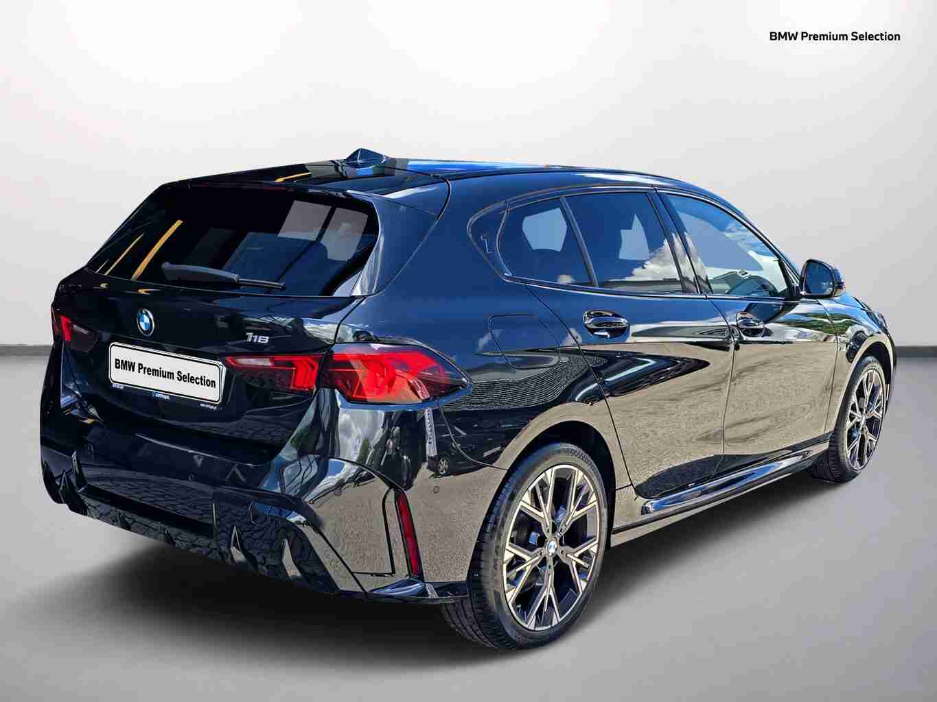 3061104_3