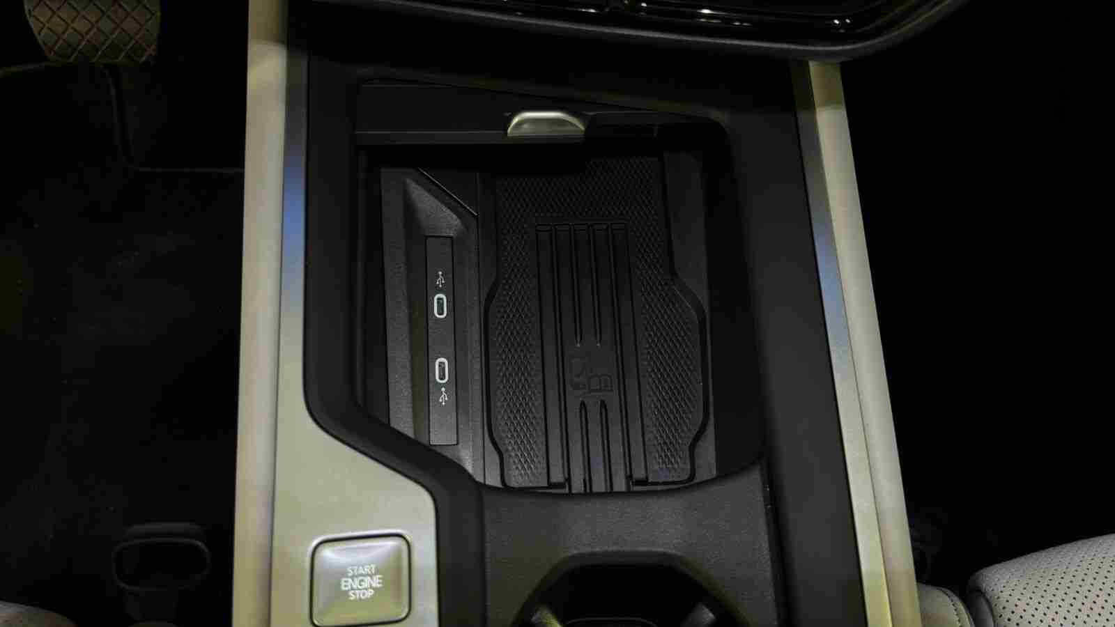 Volkswagen Passat Passat V. 1.5 TSI eHybrid Business DSG — fotografia 13