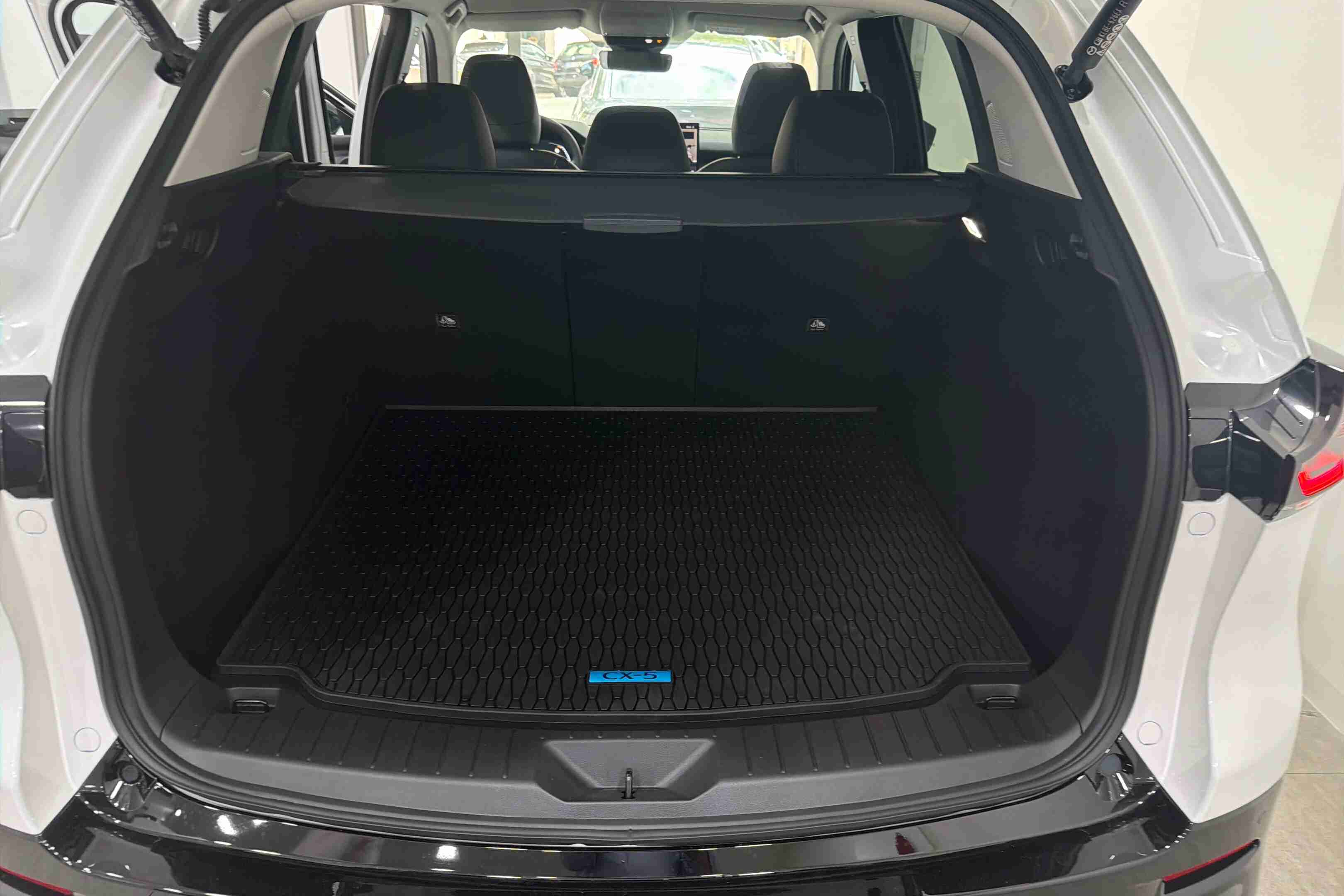 Mazda CX-5 CX-5 2.5 L e-Skyactiv G Homura — fotografia 11