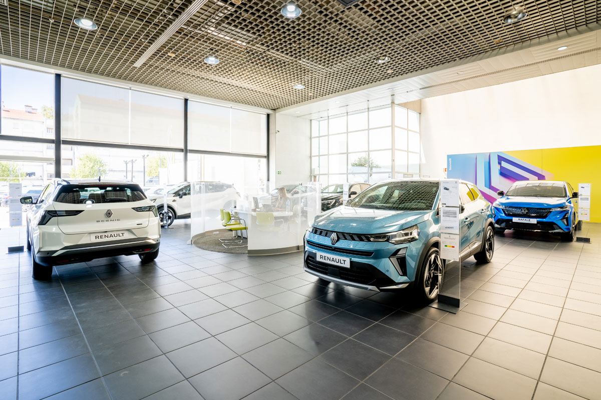 Santogal Renault Chelas Stand 2