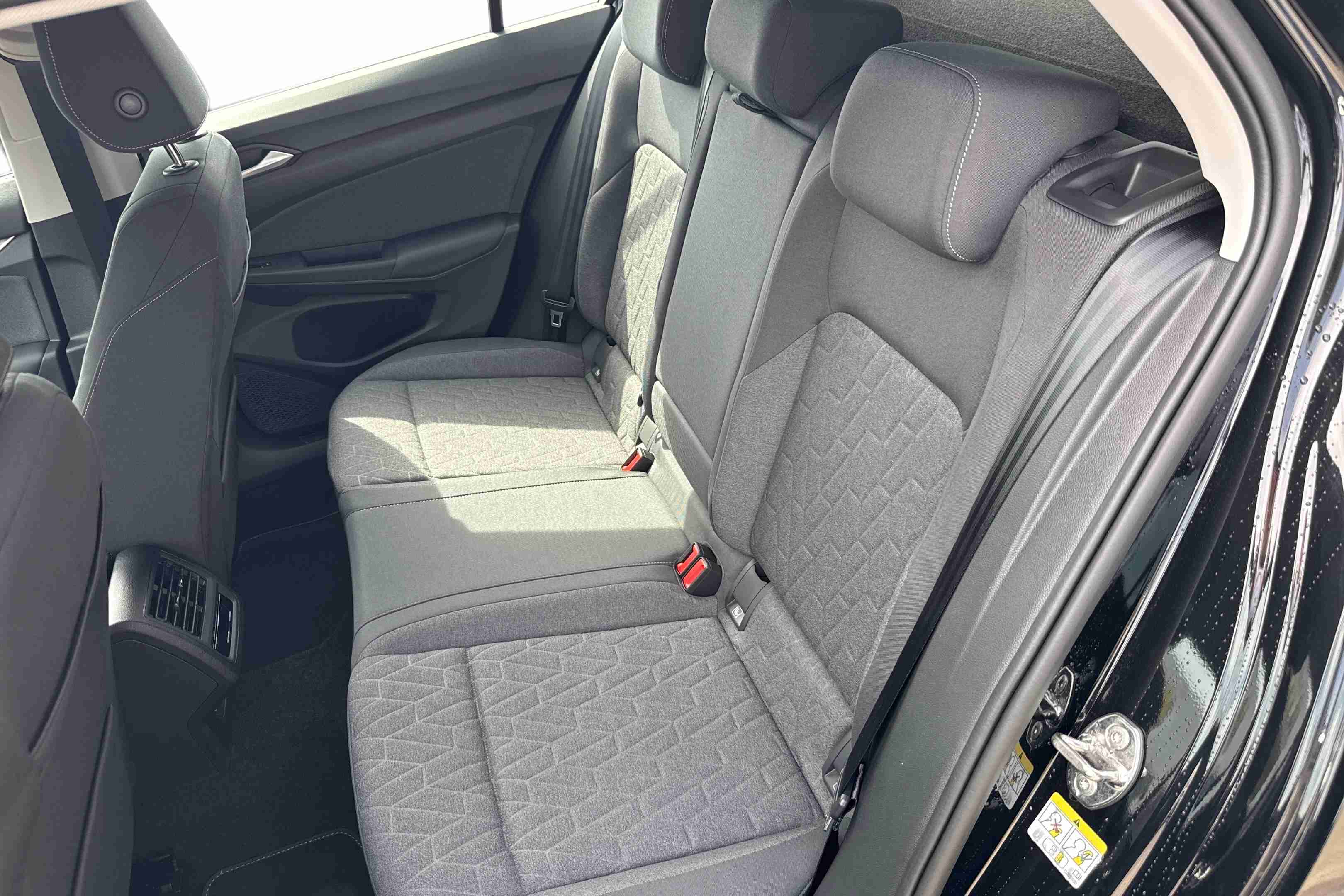 Volkswagen Golf Golf 1.5 TSI e-Hybrid Life DSG Versão Fiscal — fotografia 10
