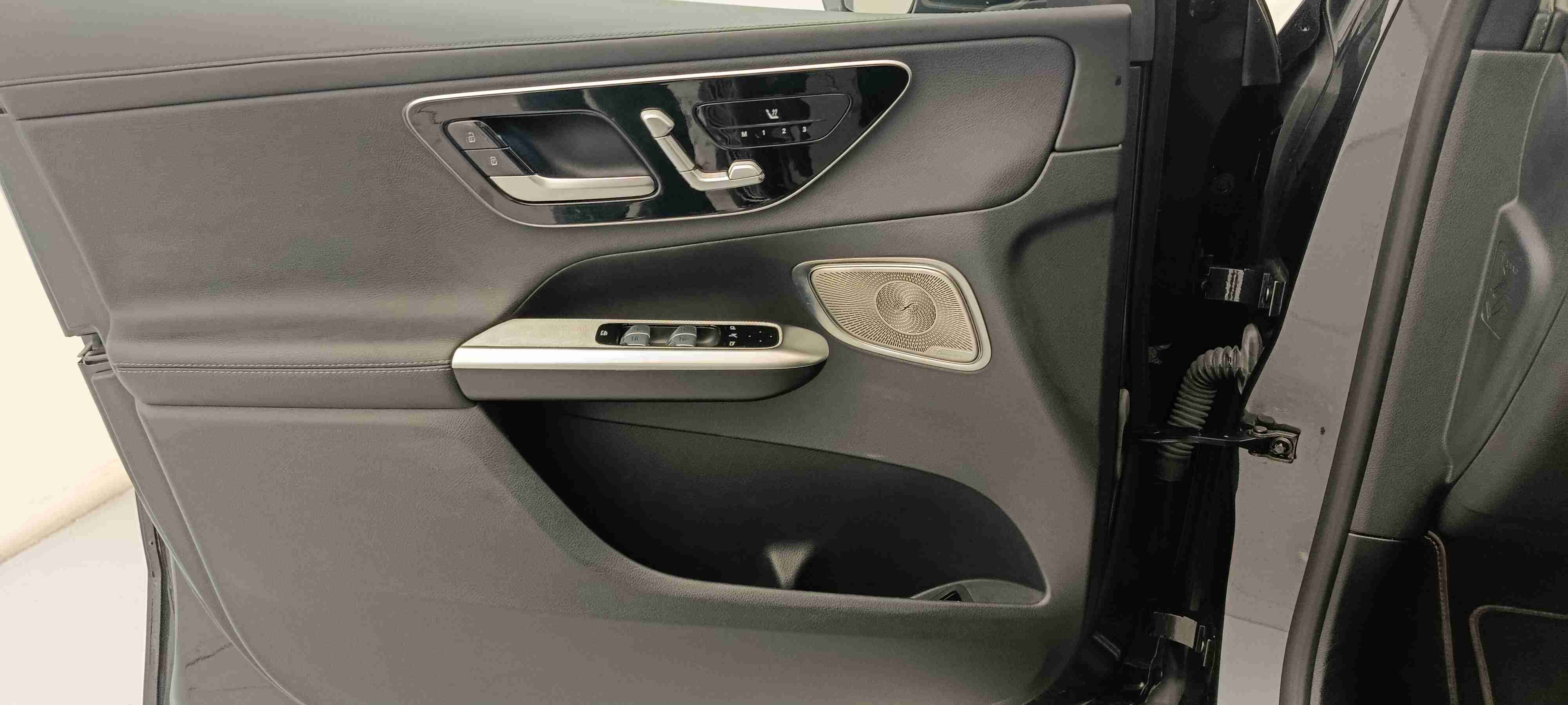 Mercedes-Benz Classe GLC GLC 300 e 4Matic — fotografia 27