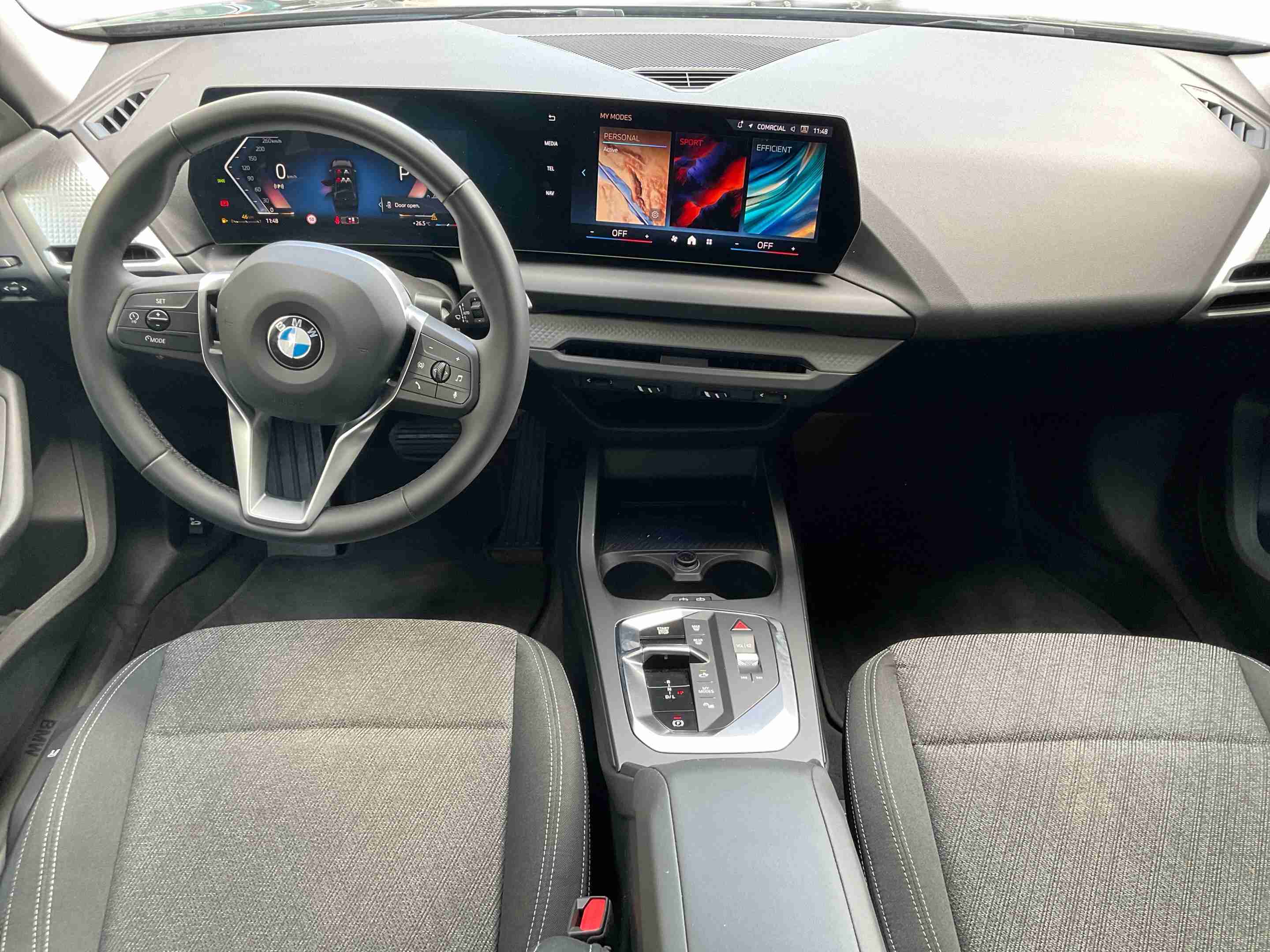 BMW Série 2 216 — fotografia 10