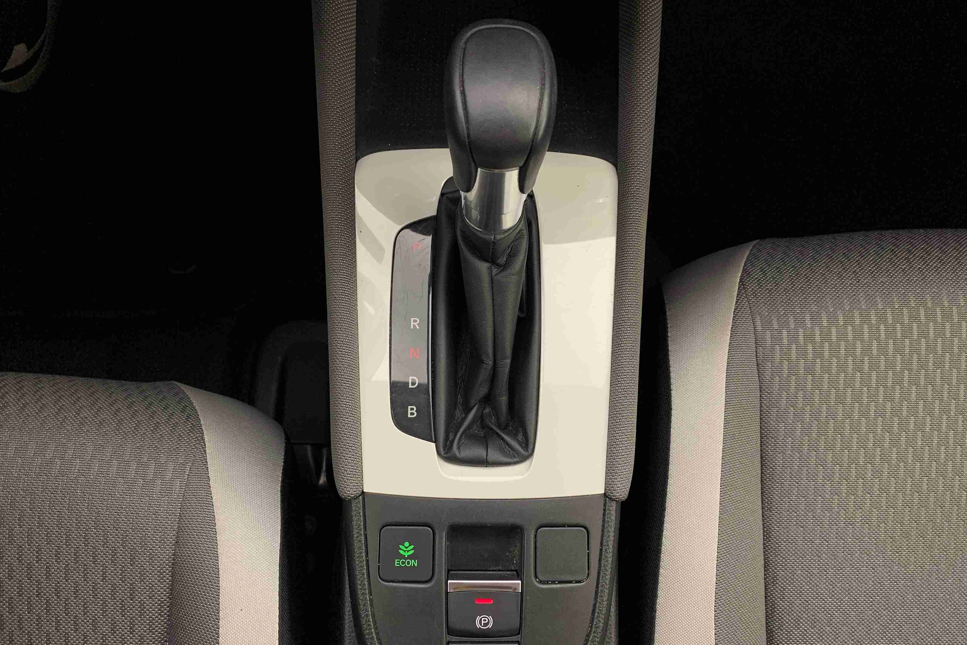 Honda Jazz Jazz Crosstar 1.5 i-MMD Executive — fotografia 41