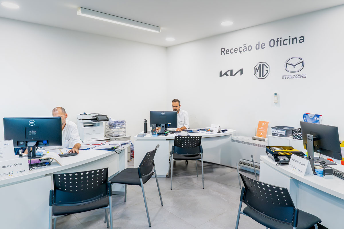 Santogal Mazda Cacem Oficina 2 (1)