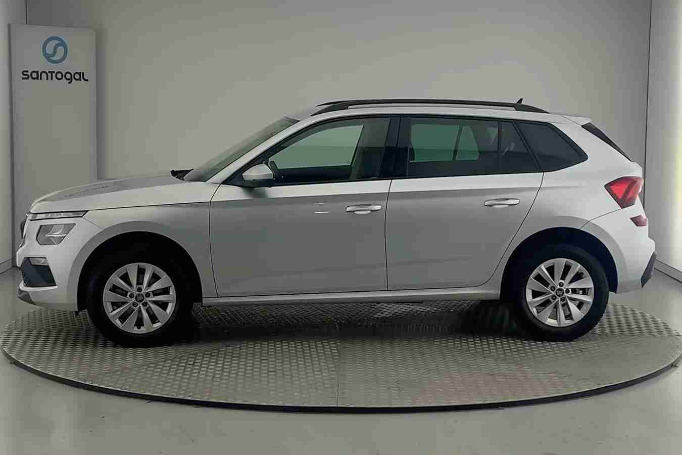Skoda Kamiq Kamiq 1.0 TSI Selection — fotografia 12