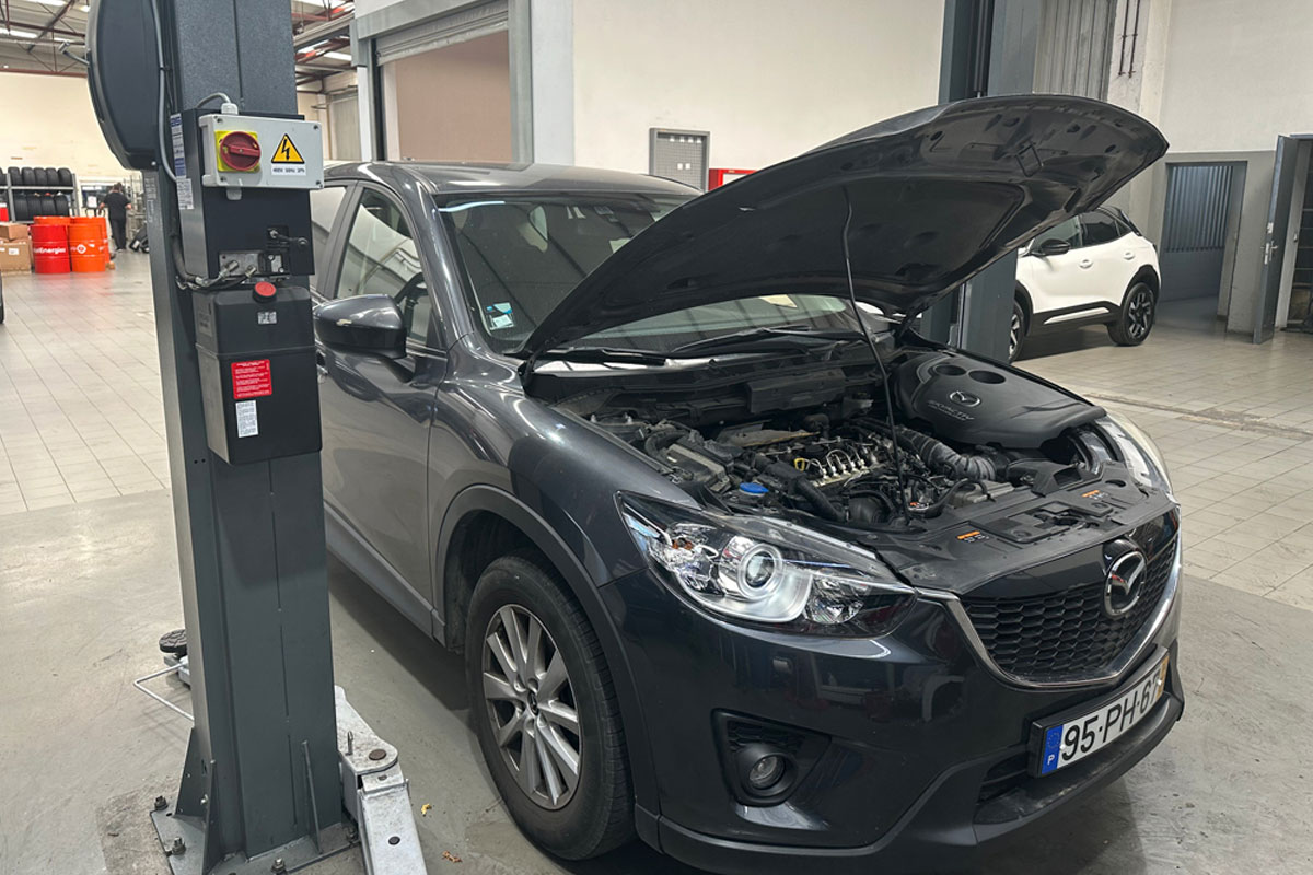 Santogal Mazda Cacem Oficina 1