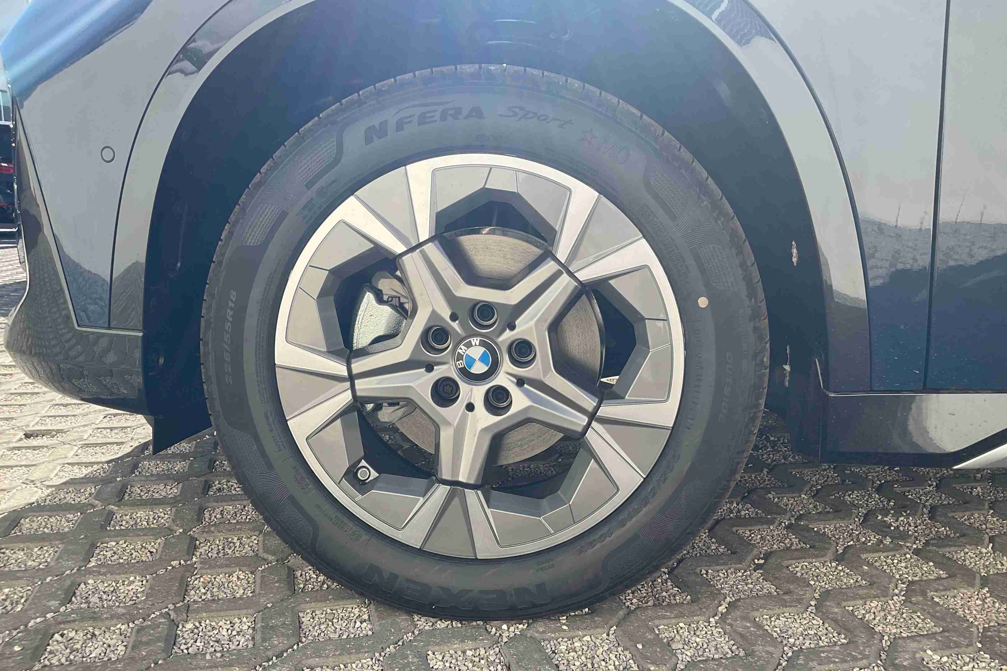 BMW X1 X1 sDrive18i xLine — fotografia 7