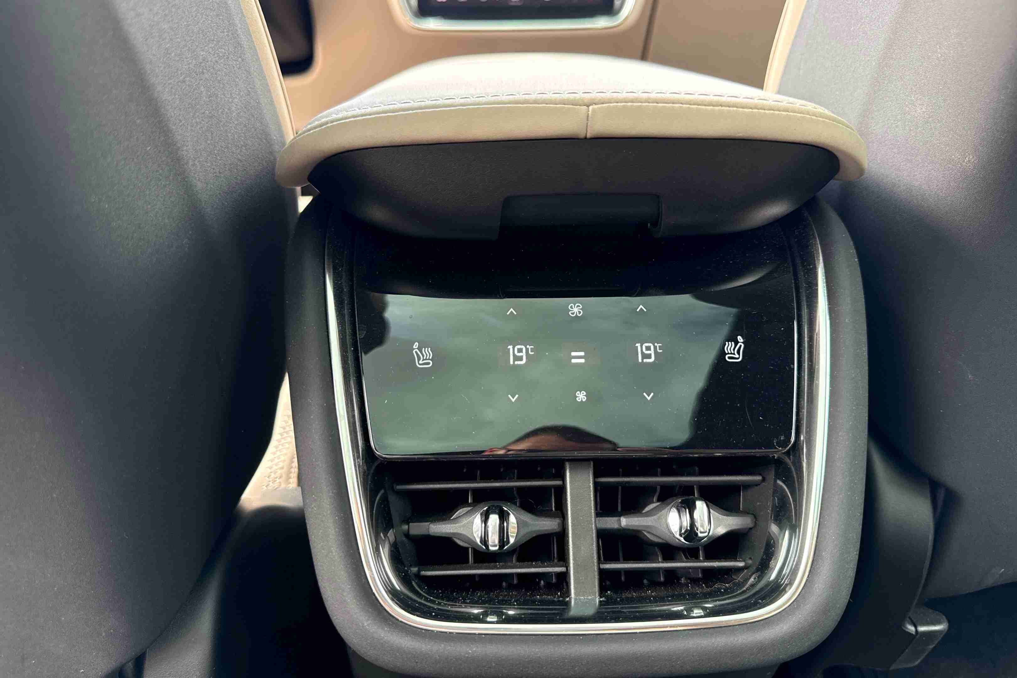 Volvo EX 90 EX90 111 kWh Twin Motor Performance Ultra — fotografia 16