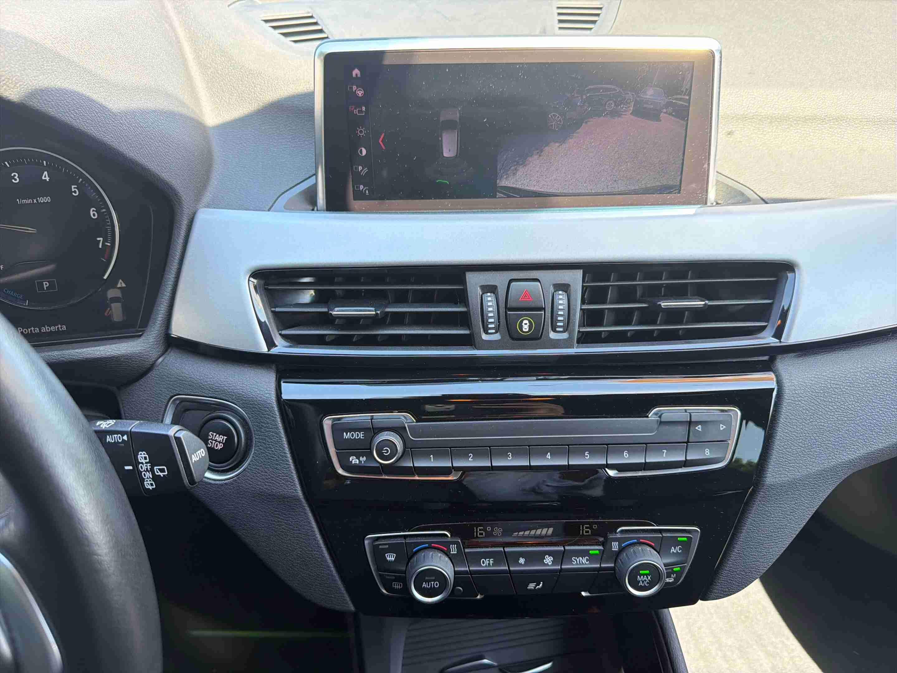 BMW X1 X1 25 e xDrive Corporate Edition — fotografia 17