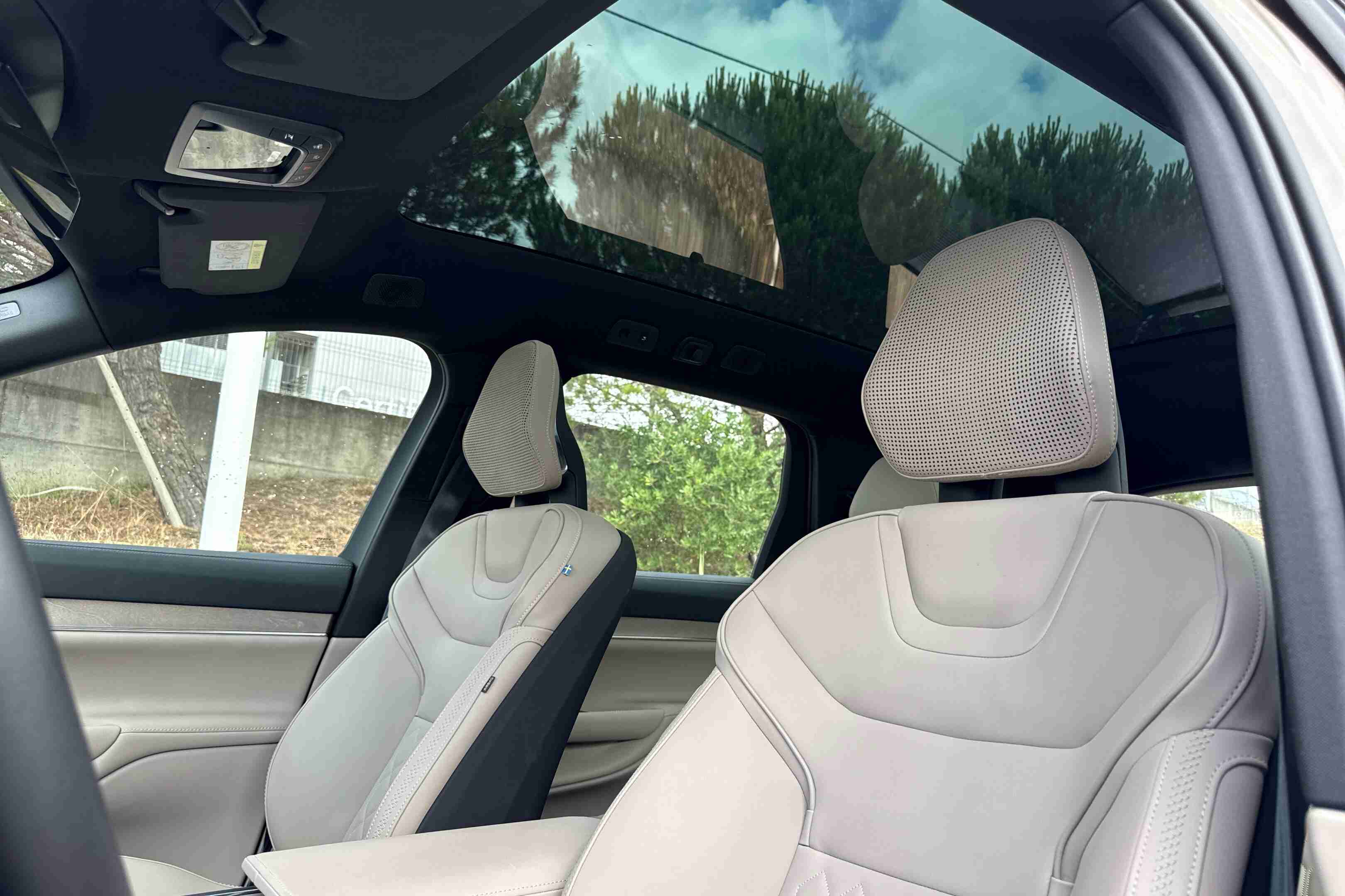Volvo EX 90 EX90 111 kWh Twin Motor Performance Ultra — fotografia 17