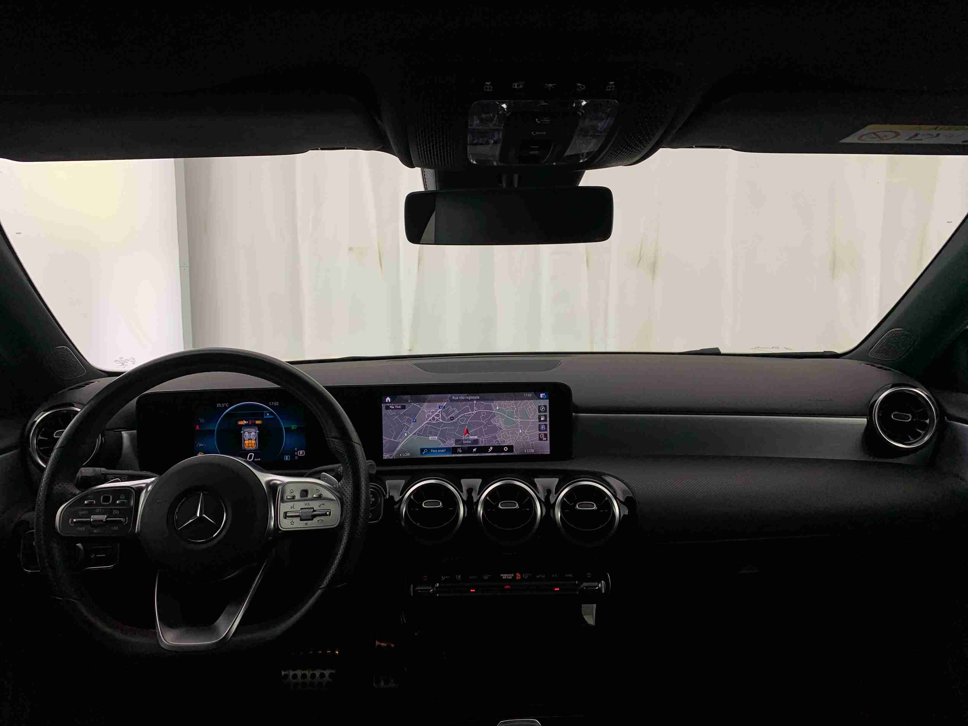 Mercedes-Benz Classe A A 200 AMG Line Aut. — fotografia 13