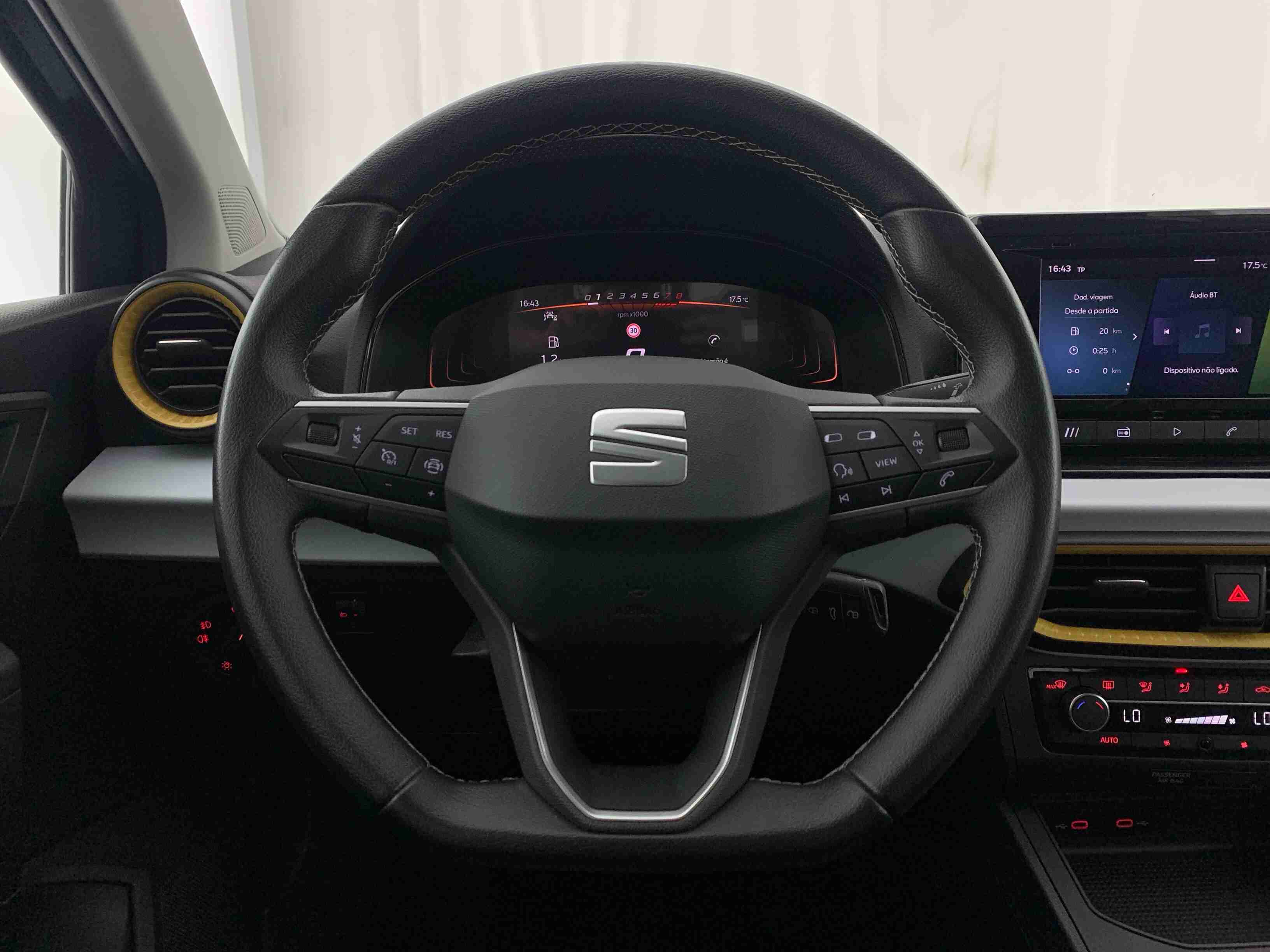 SEAT Ibiza Ibiza 1.0 TSI Style DSG — fotografia 12