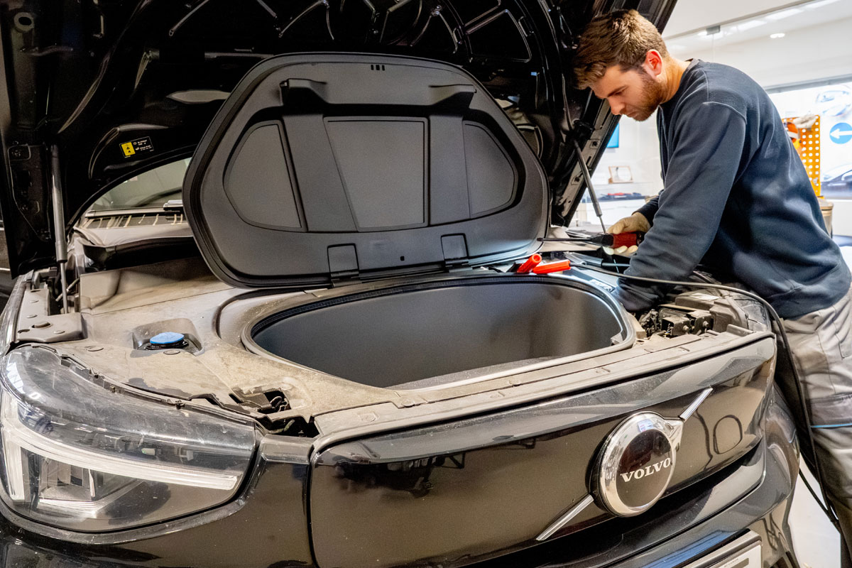 Santogal Volvo Loures Oficina 3 (1)