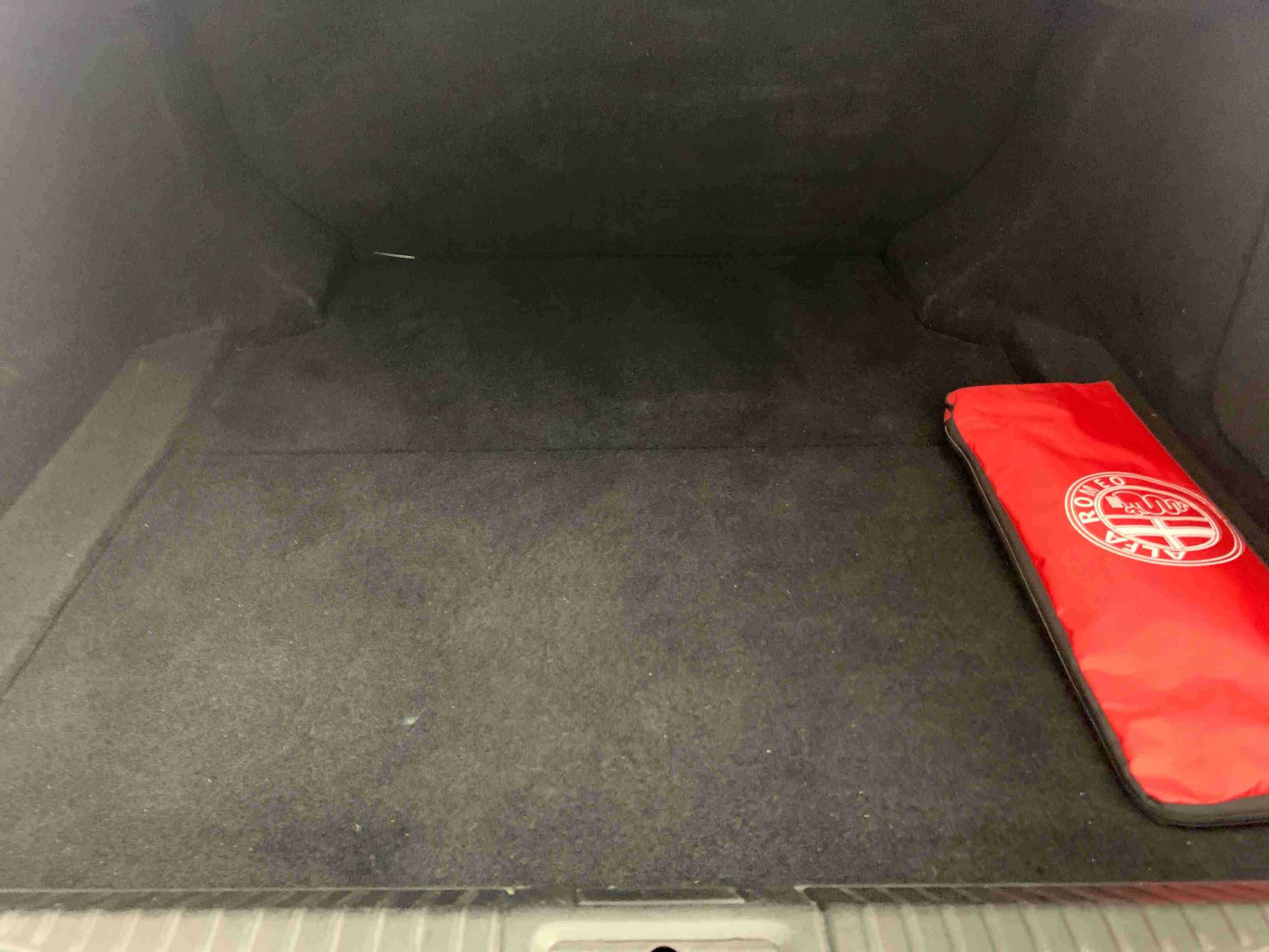 Alfa Romeo Giulia Giulia 2.2 D Super AT8 — fotografia 15