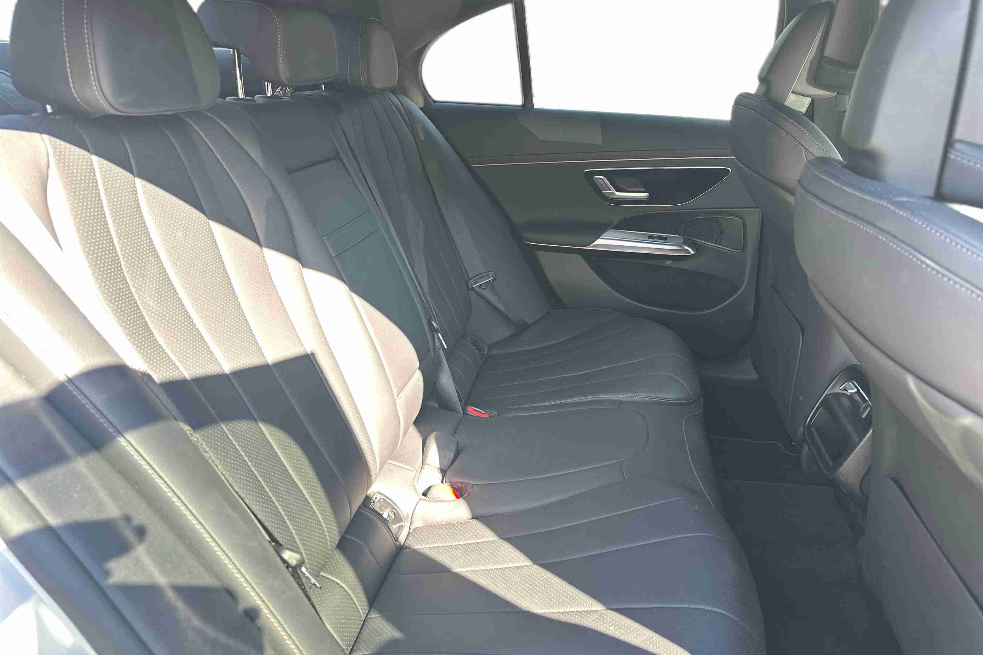 Mercedes-Benz Classe E E 220 d — fotografia 10