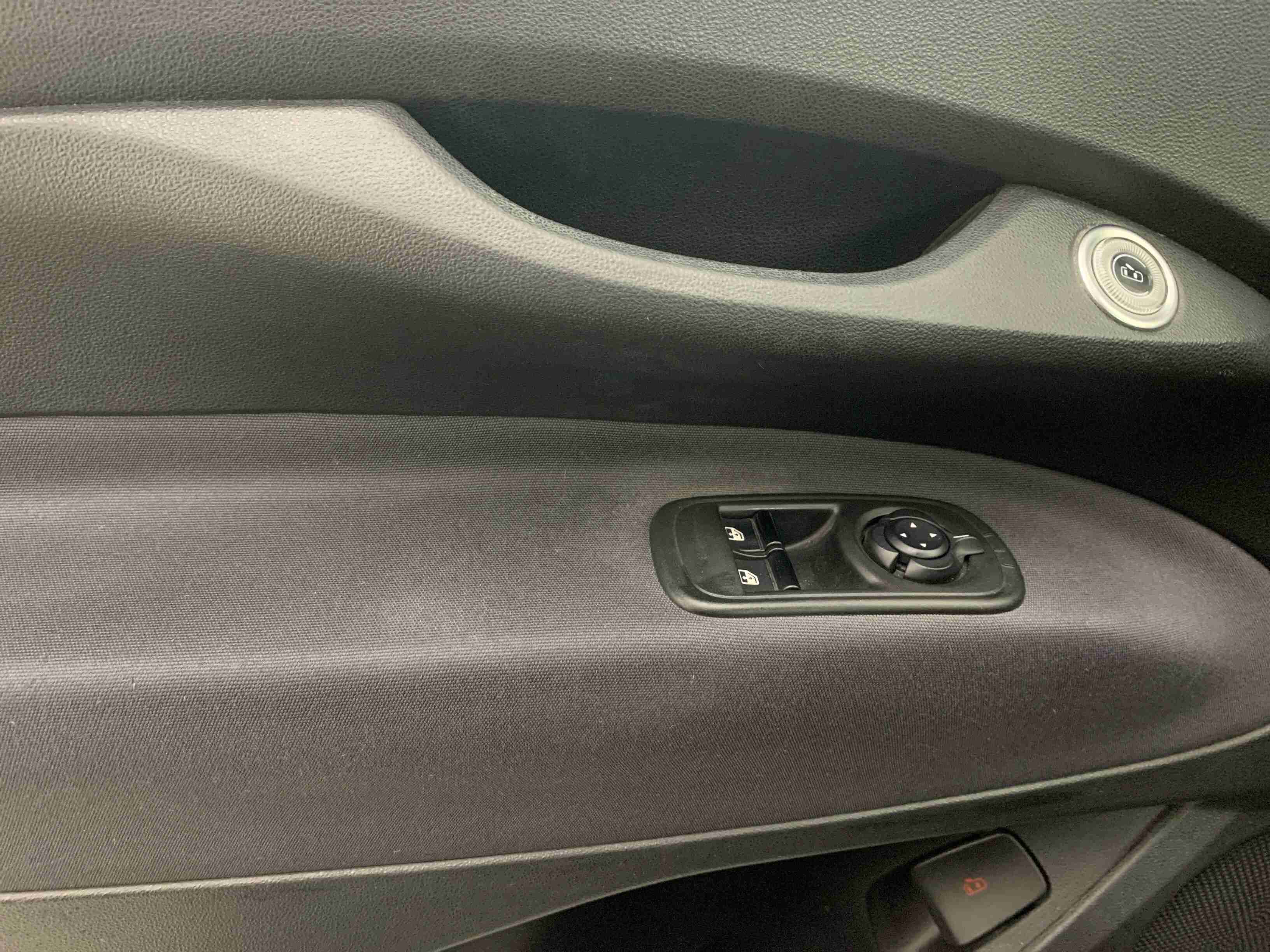 Fiat 500e 500e 42 kWh Icon — fotografia 11