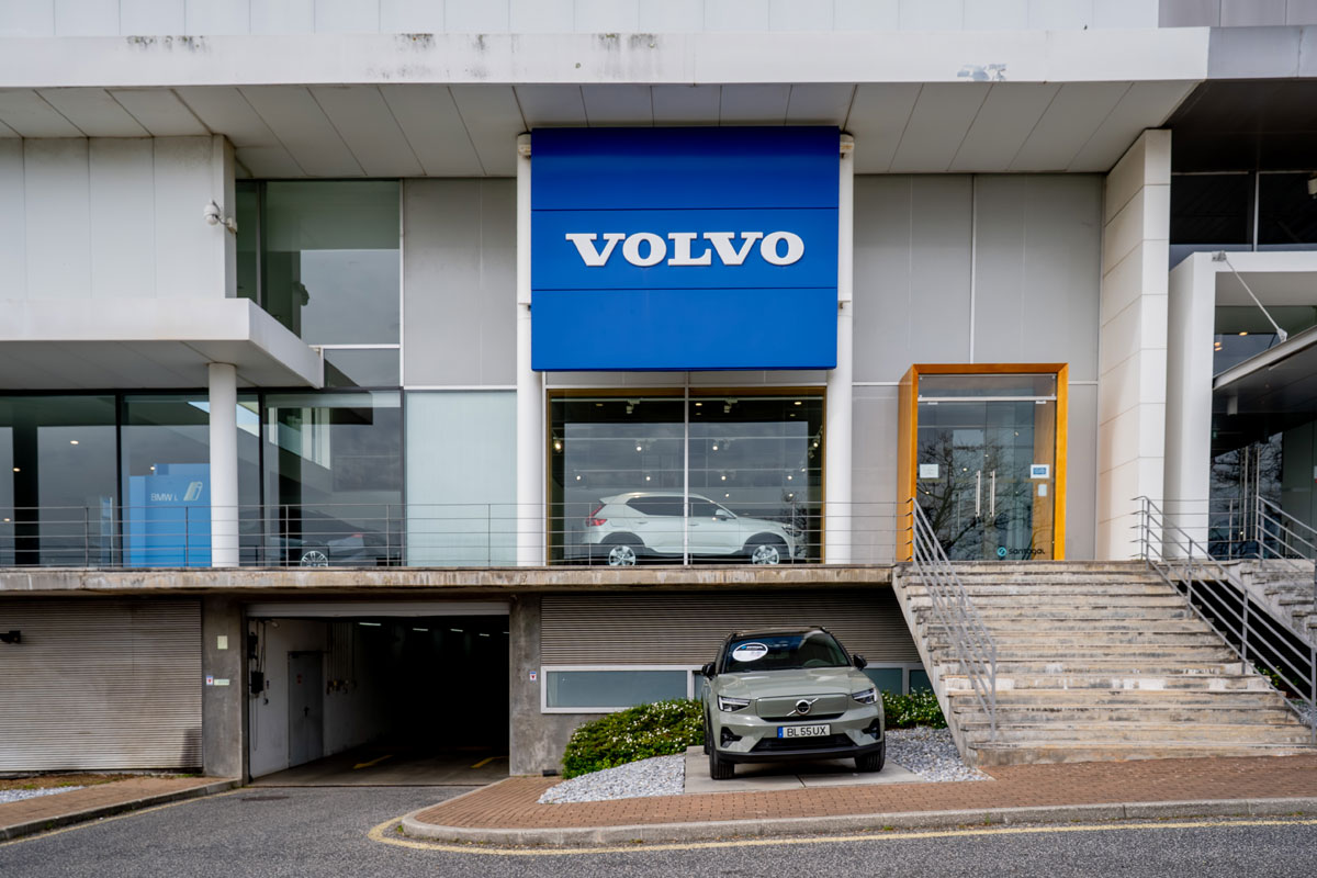 Santogal Volvo Loures Oficina 1 (1)