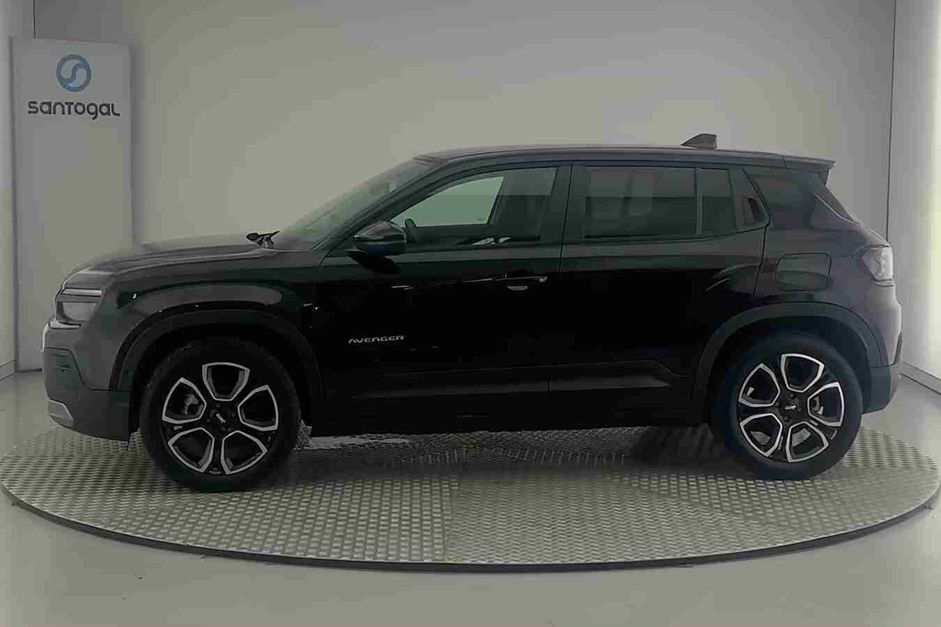 Jeep Avenger Avenger 54 kWh Summit — fotografia 6