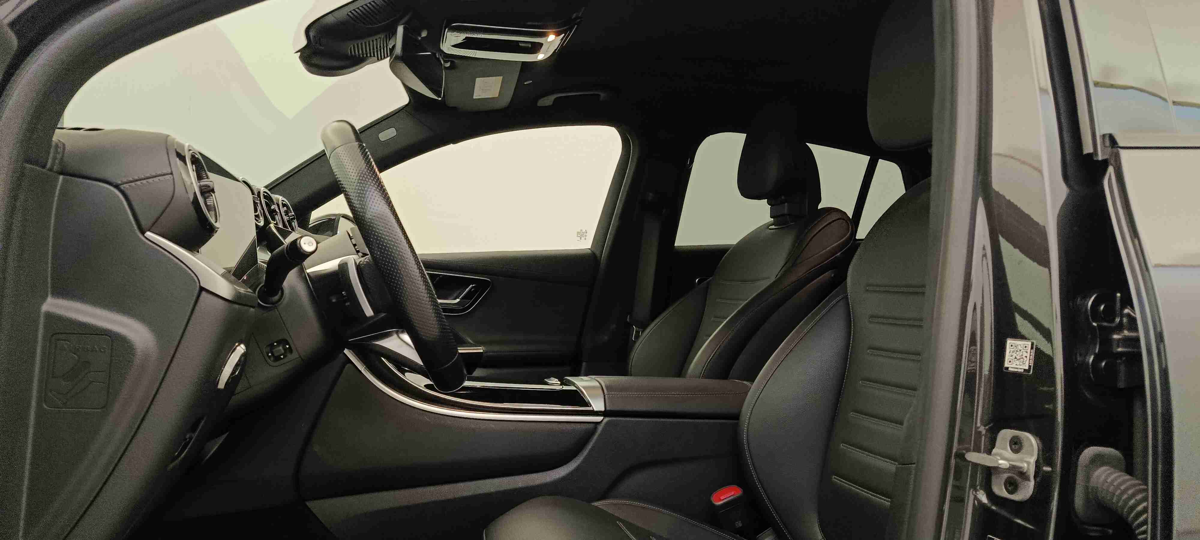 Mercedes-Benz Classe GLC GLC 300 e 4Matic — fotografia 28
