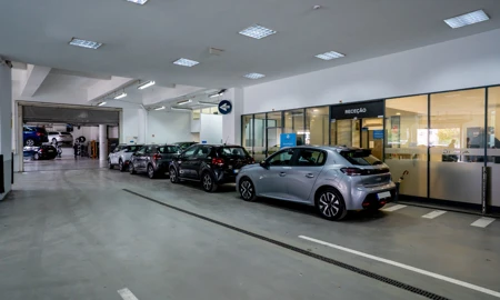 Santogal Peugeot Lisboa Praca Espanha Oficina 2 (1)