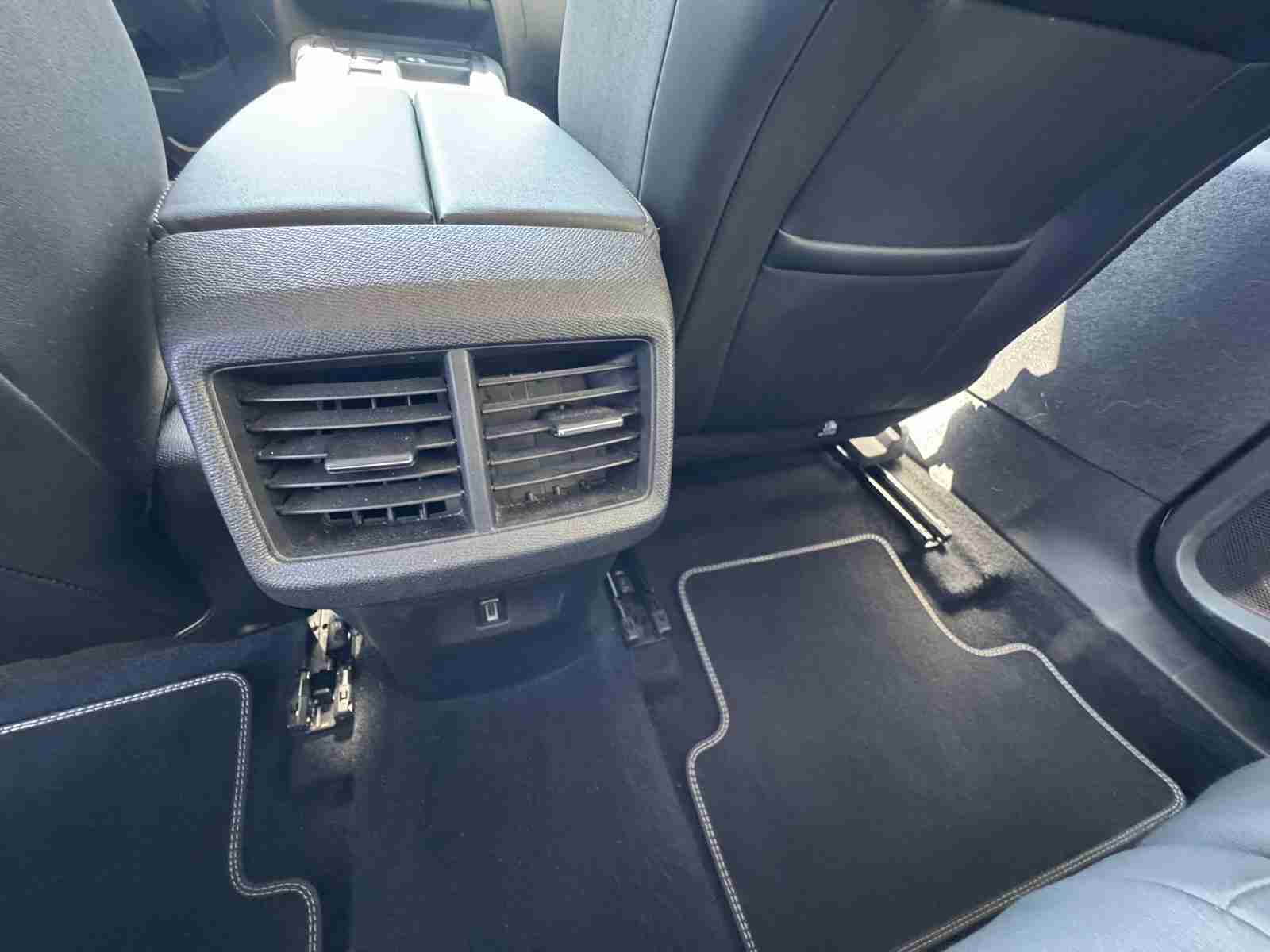 Citroën C5 Aircross C5 Aircross 1.5 BlueHDi Shine EAT8 — fotografia 8
