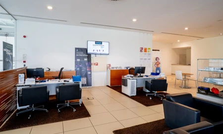 Santogal Bmw Loures Oficina 2 (1)