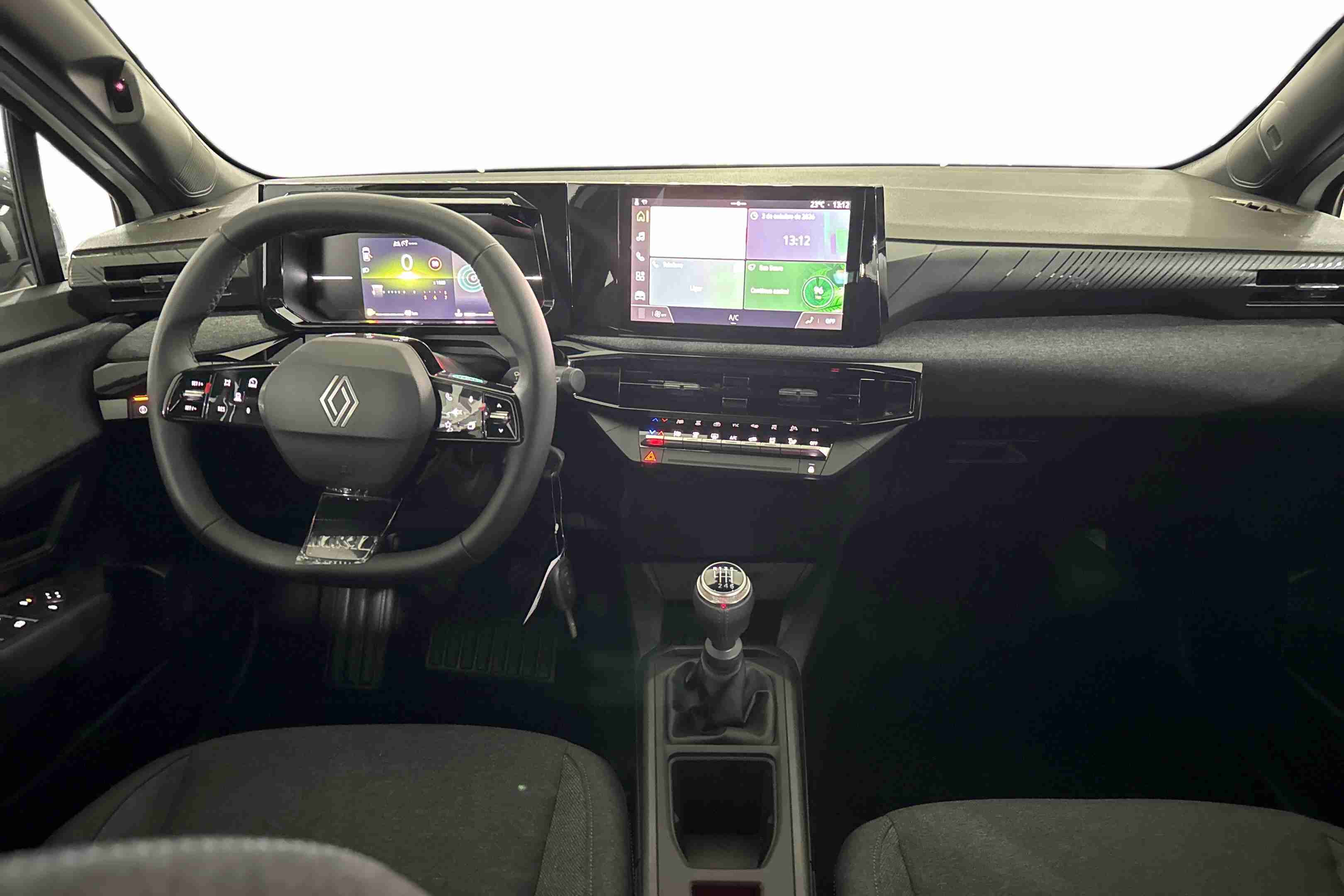 Renault Clio Clio 1.2 TCe Evolution — fotografia 9