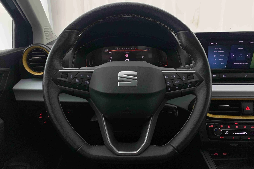 SEAT Ibiza Ibiza 1.0 TSI Style DSG — fotografia 9