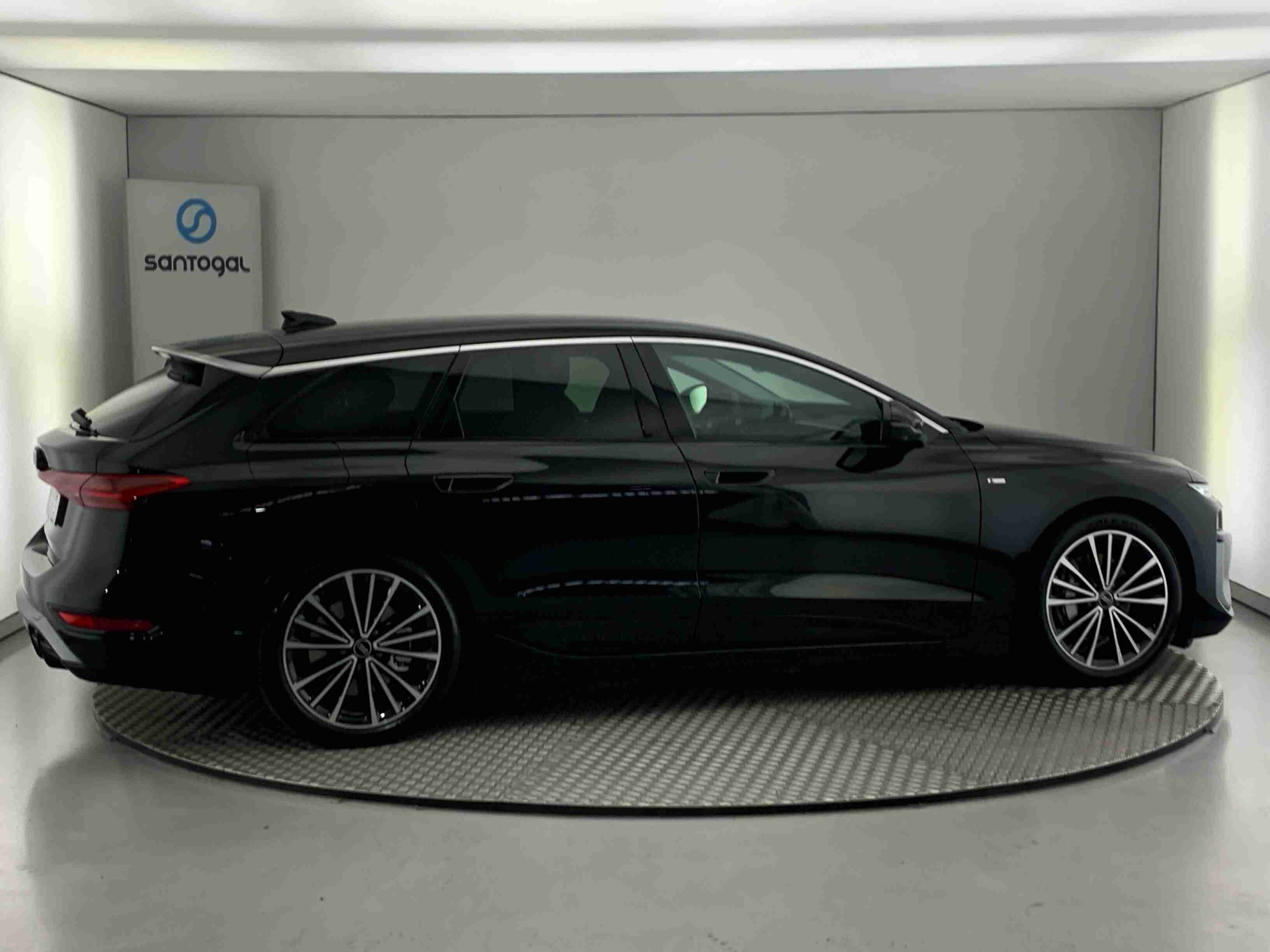 Audi A6 A6 Avant e-tron 100 kWh Performance — fotografia 15