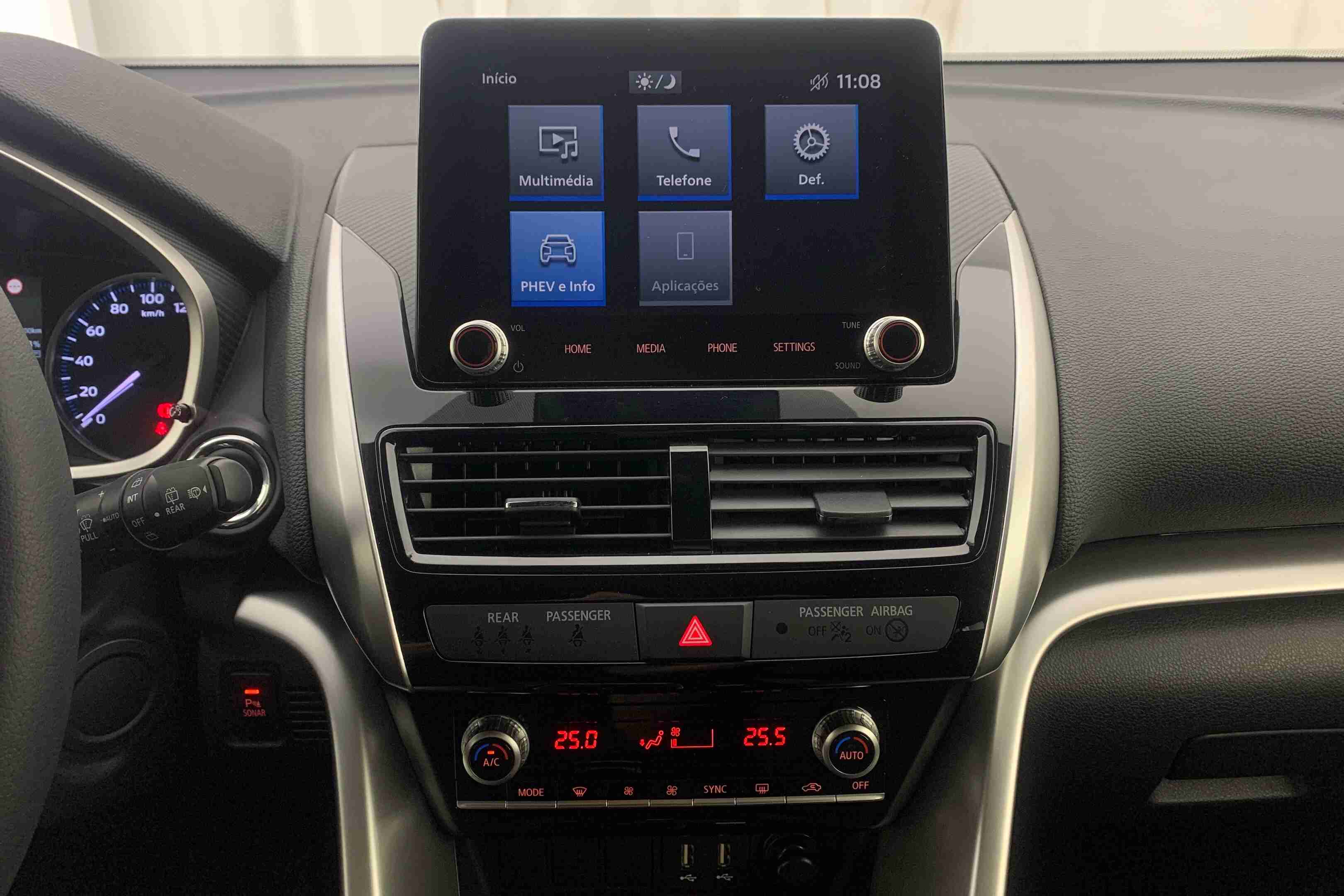 Mitsubishi Eclipse Eclipse Cross 1.5 MIVEC Black Edition — fotografia 10