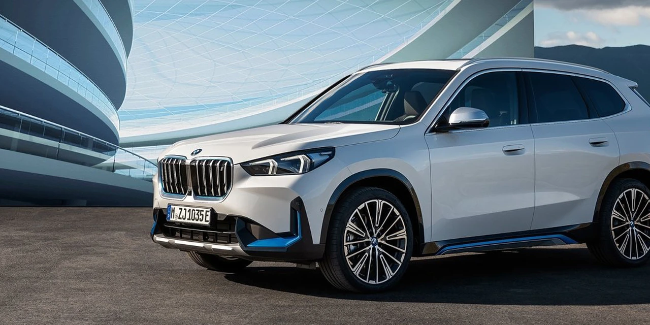 BMW Ix1 Slider Grande V1