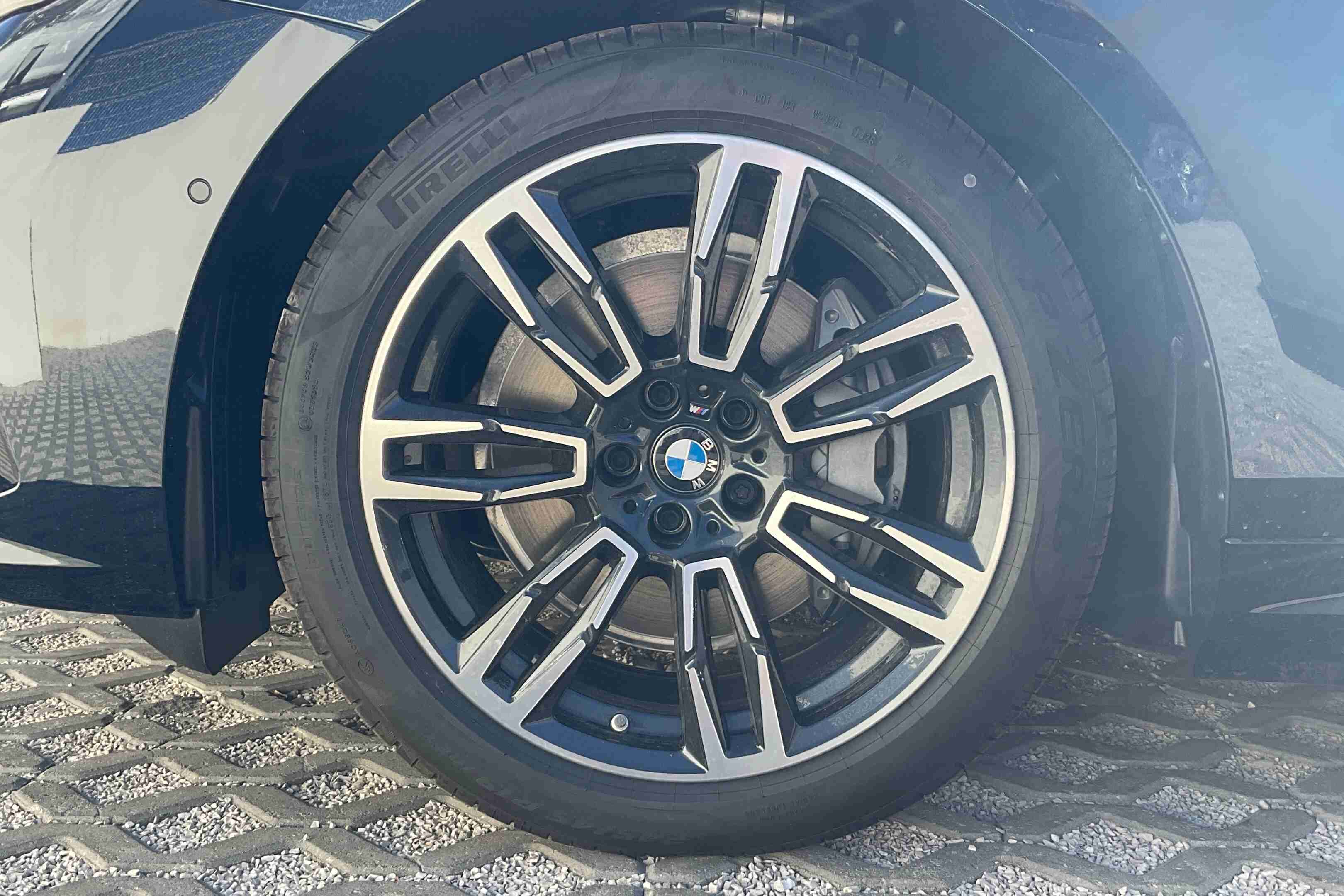 BMW i5 i5 eDrive40 Pack Desportivo M — fotografia 7