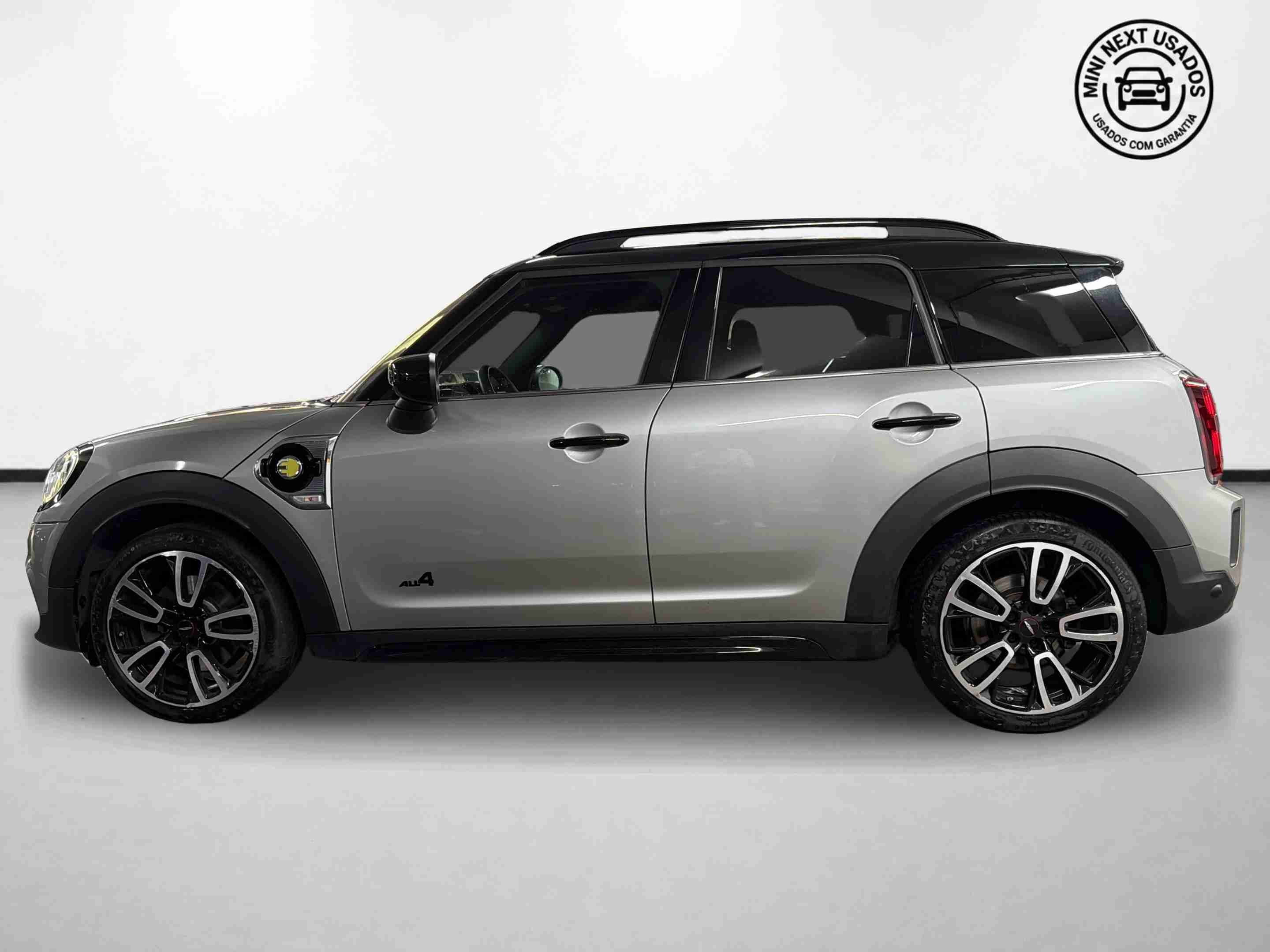 3086563_4