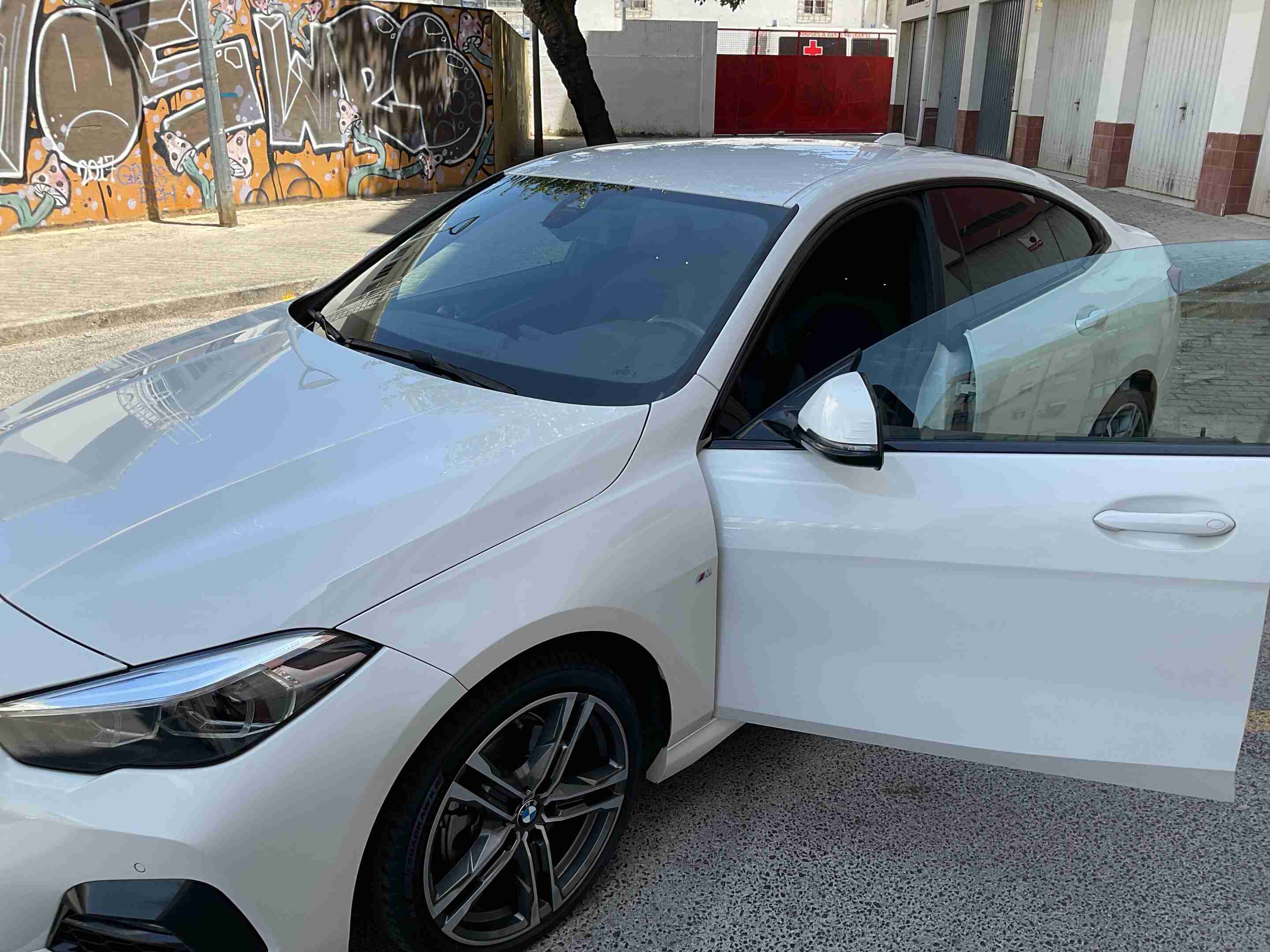 BMW Série 2 216 d Gran Coupé Pack Desportivo M — fotografia 11