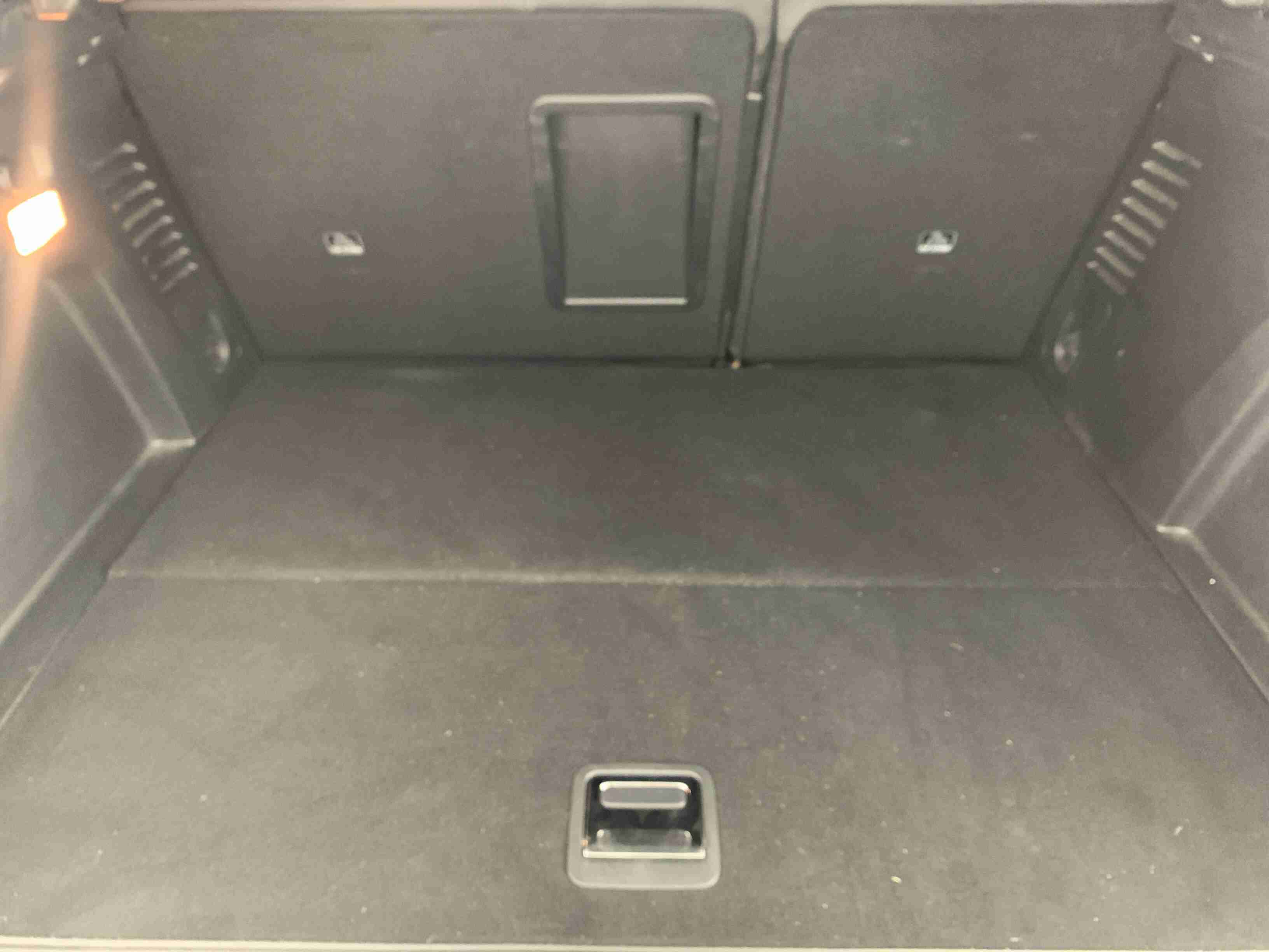 Peugeot 3008 3008 1.6 Hybrid Allure Pack e-EAT8 — fotografia 13