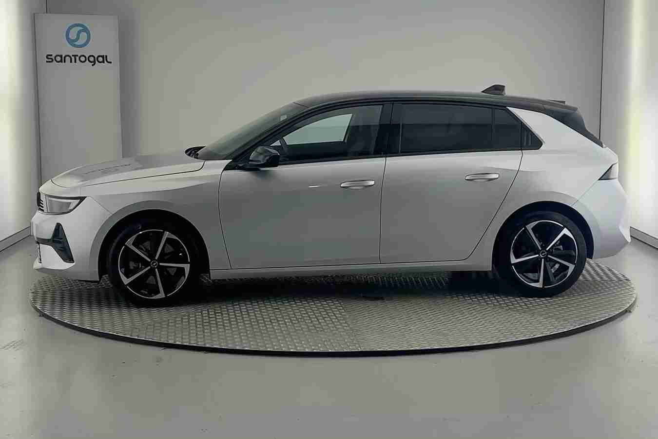 Opel Astra Astra 1.2 T Hybrid GS eDCT — fotografia 11