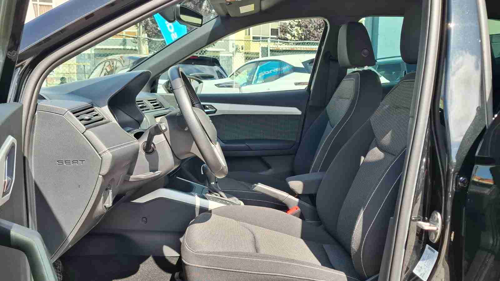 SEAT Arona Arona 1.0 TSI Xcellence DSG — fotografia 12