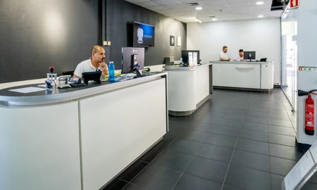 Santogal Renault Telheiras Oficina 3