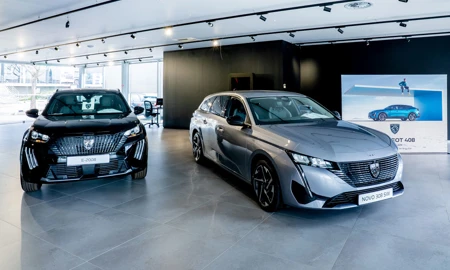 Santogal Peugeot Loures Stand 2 (1)